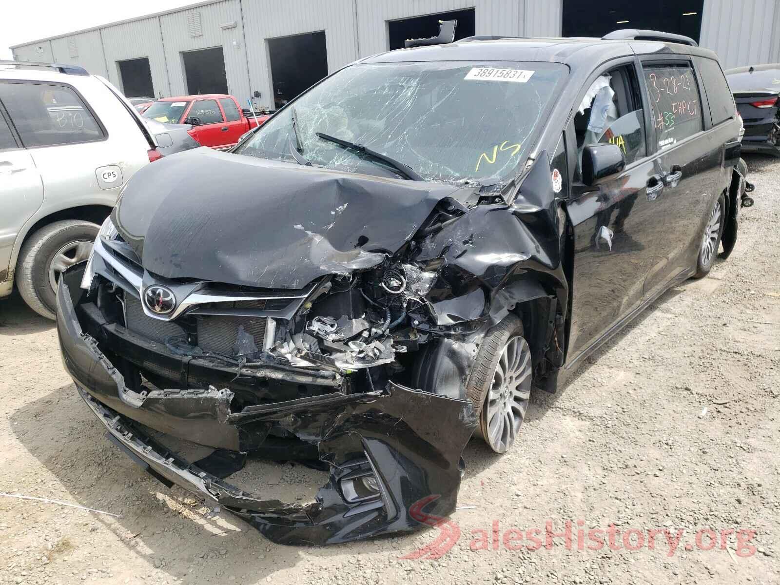 5TDYZ3DC0KS994860 2019 TOYOTA SIENNA