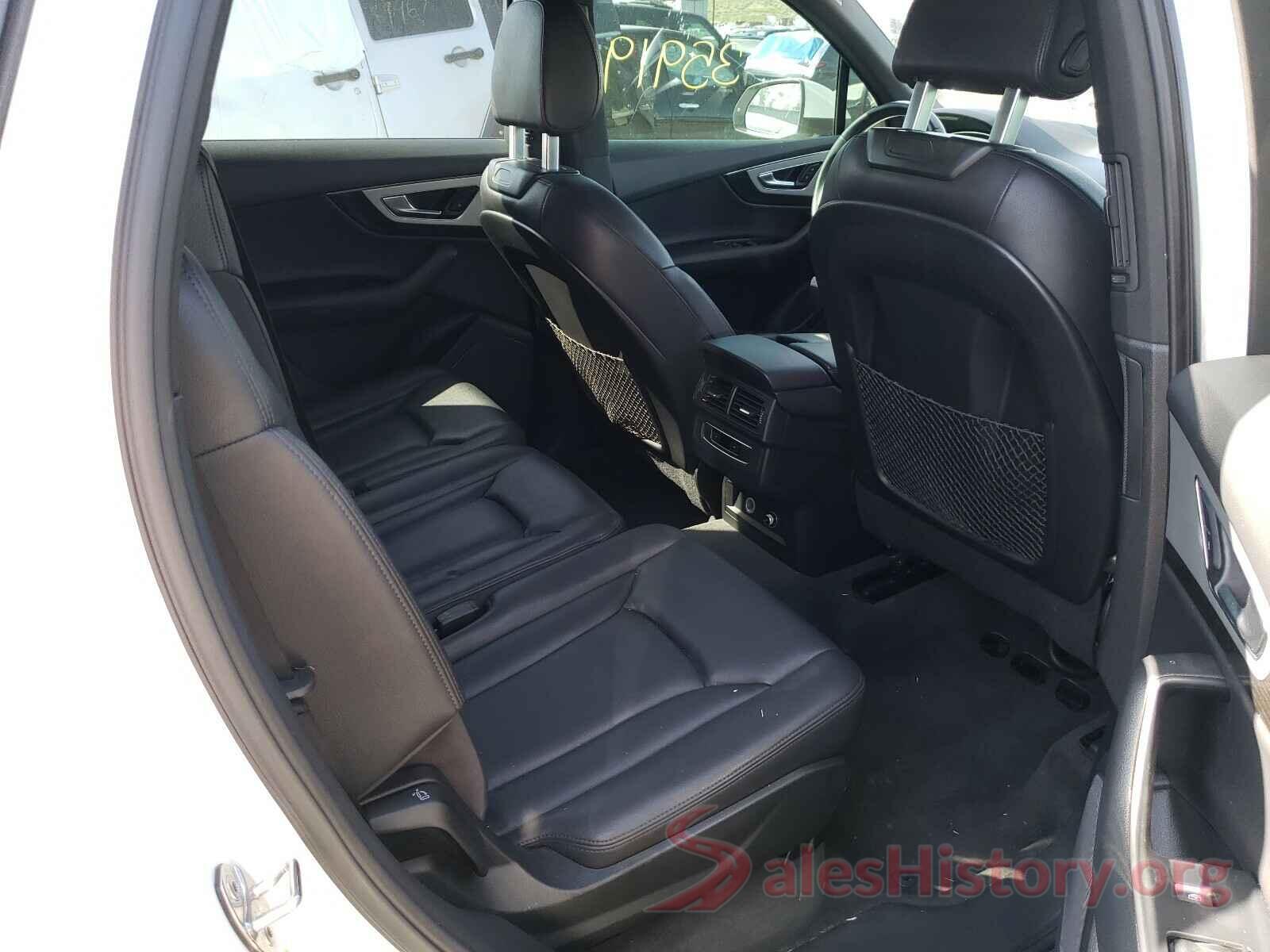 WA1AHAF75JD000586 2018 AUDI Q7