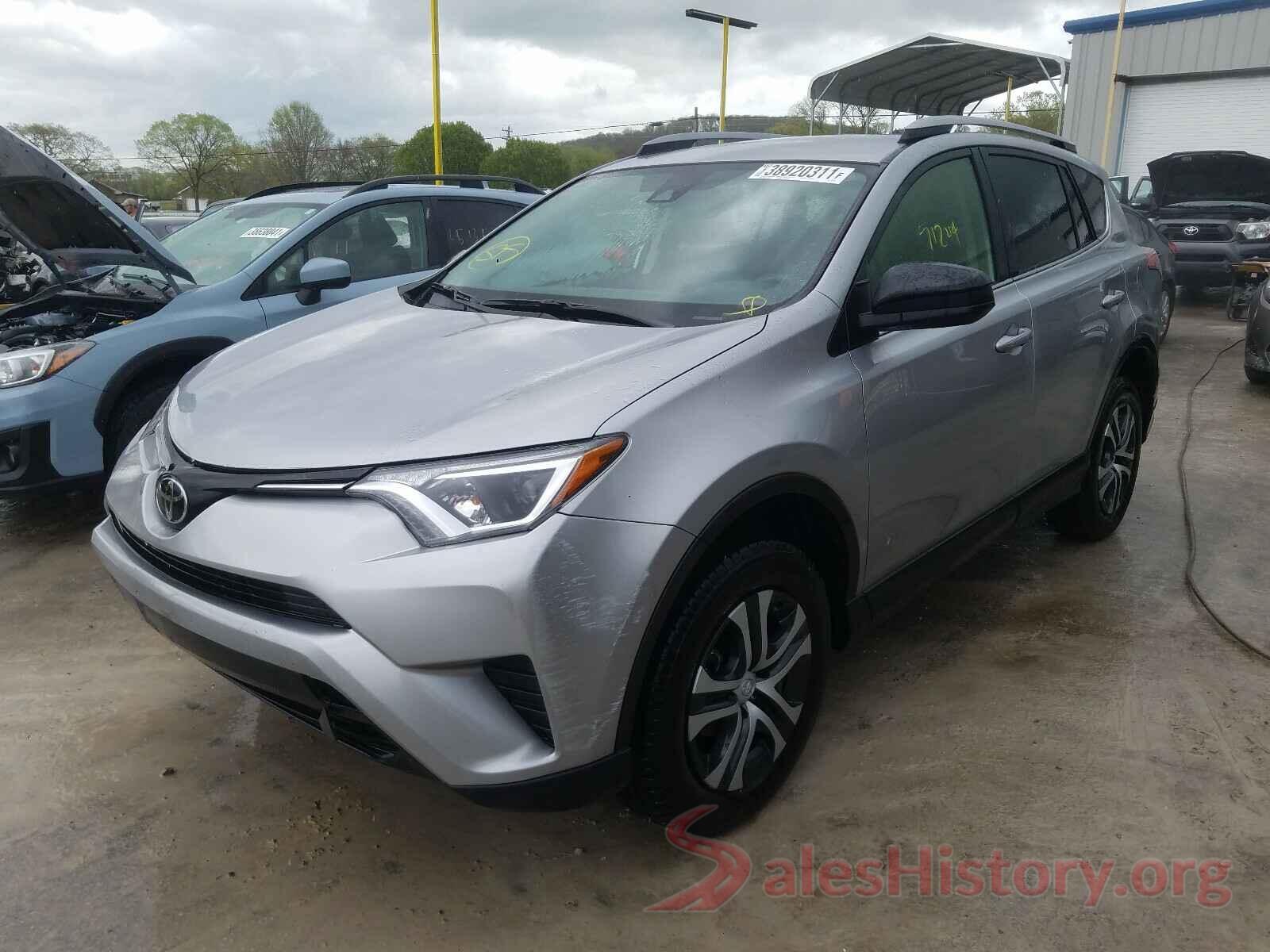 JTMZFREV4JJ162918 2018 TOYOTA RAV4