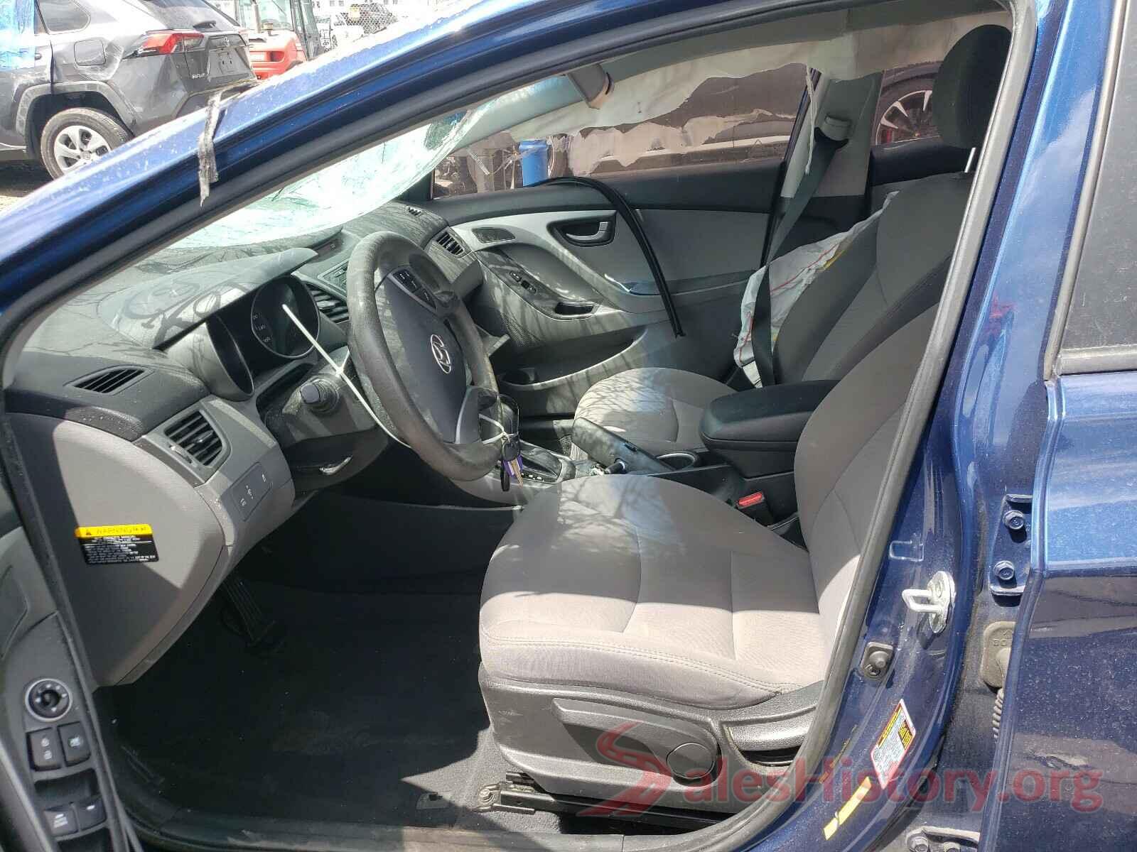 5NPDH4AE9GH736010 2016 HYUNDAI ELANTRA