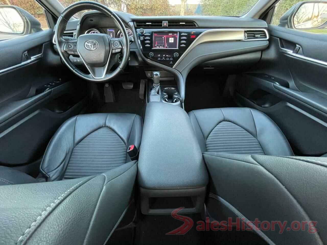 4T1B11HK0JU517371 2018 TOYOTA CAMRY