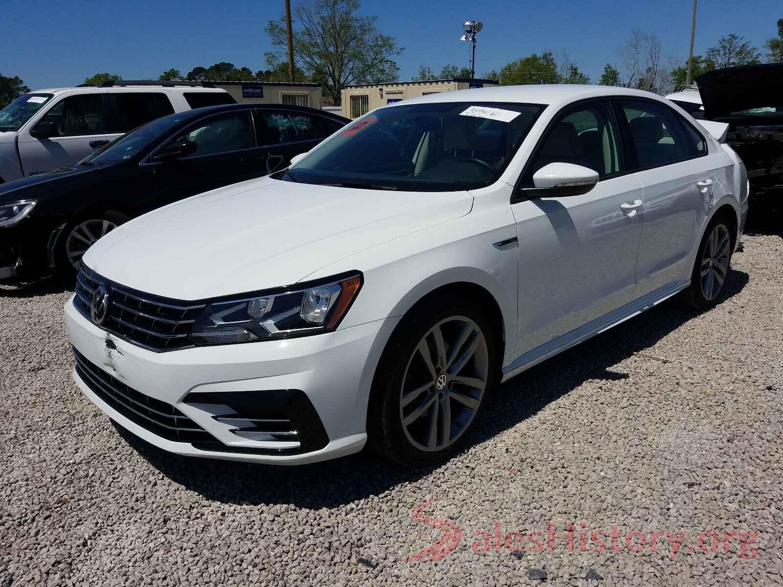 1VWAA7A37JC019581 2018 VOLKSWAGEN PASSAT