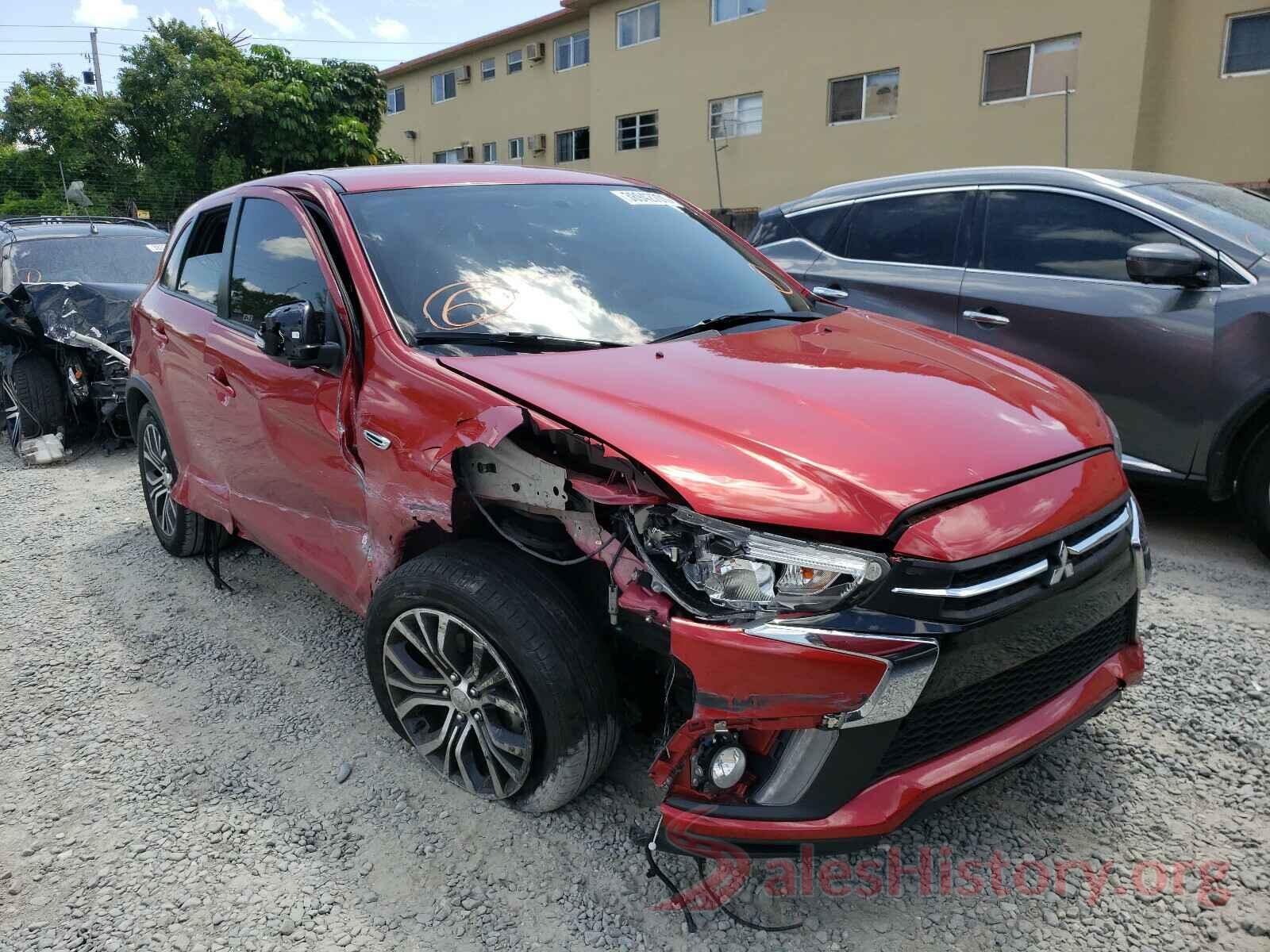 JA4AP3AW3JU013818 2018 MITSUBISHI OUTLANDER