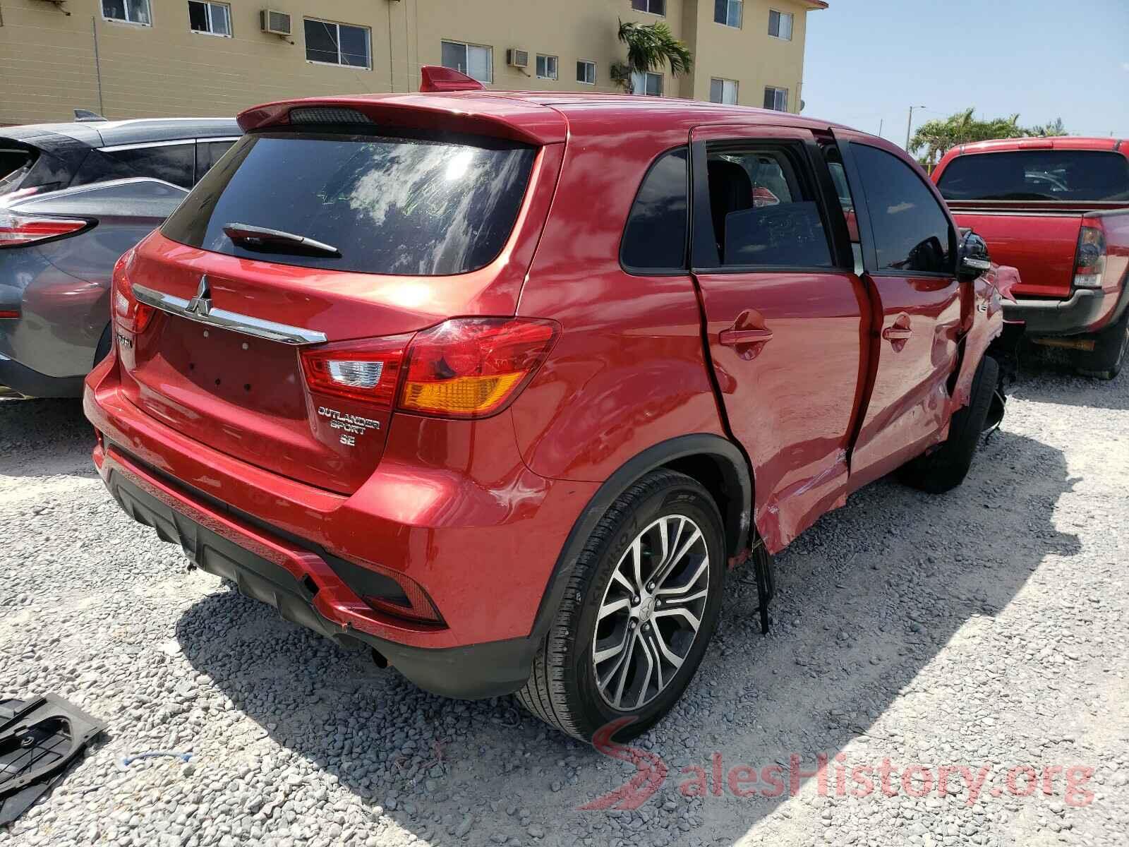 JA4AP3AW3JU013818 2018 MITSUBISHI OUTLANDER