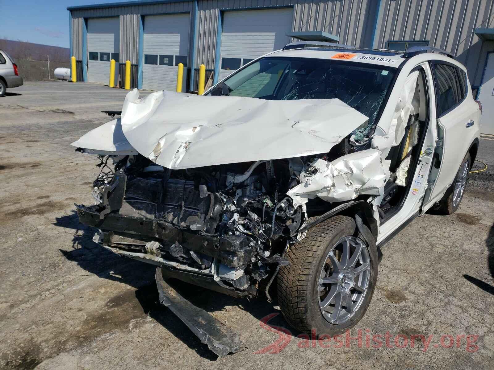 JTMDJREV8HD096651 2017 TOYOTA RAV4