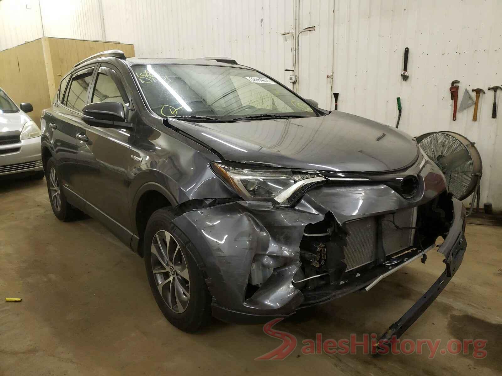 JTMRJREV9GD031621 2016 TOYOTA RAV4