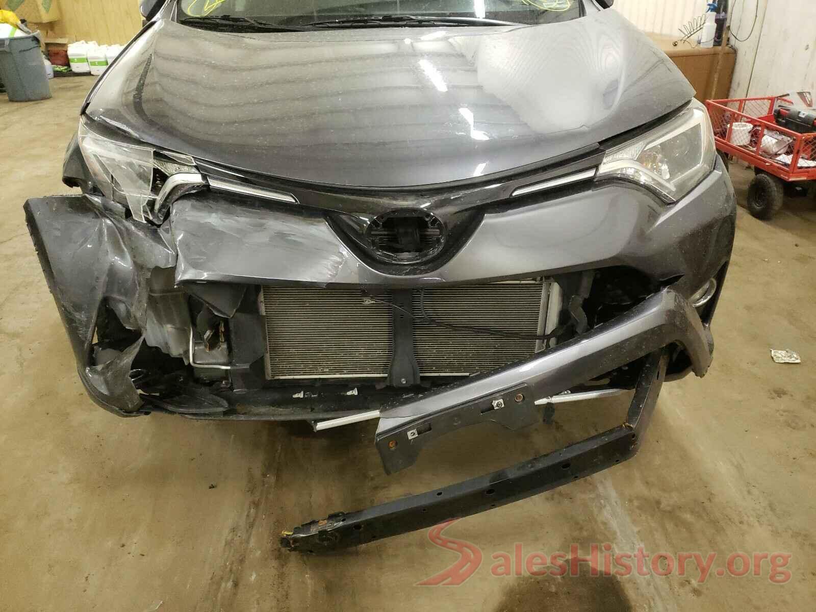 JTMRJREV9GD031621 2016 TOYOTA RAV4