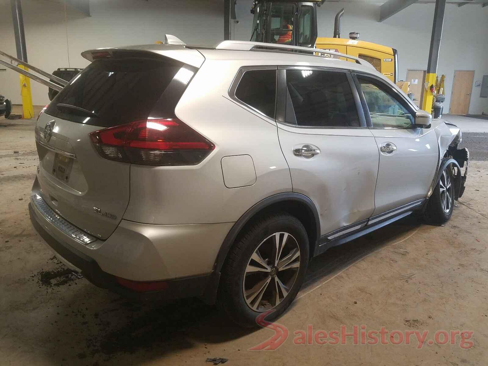 JN8AT2MV2JW309579 2018 NISSAN ROGUE