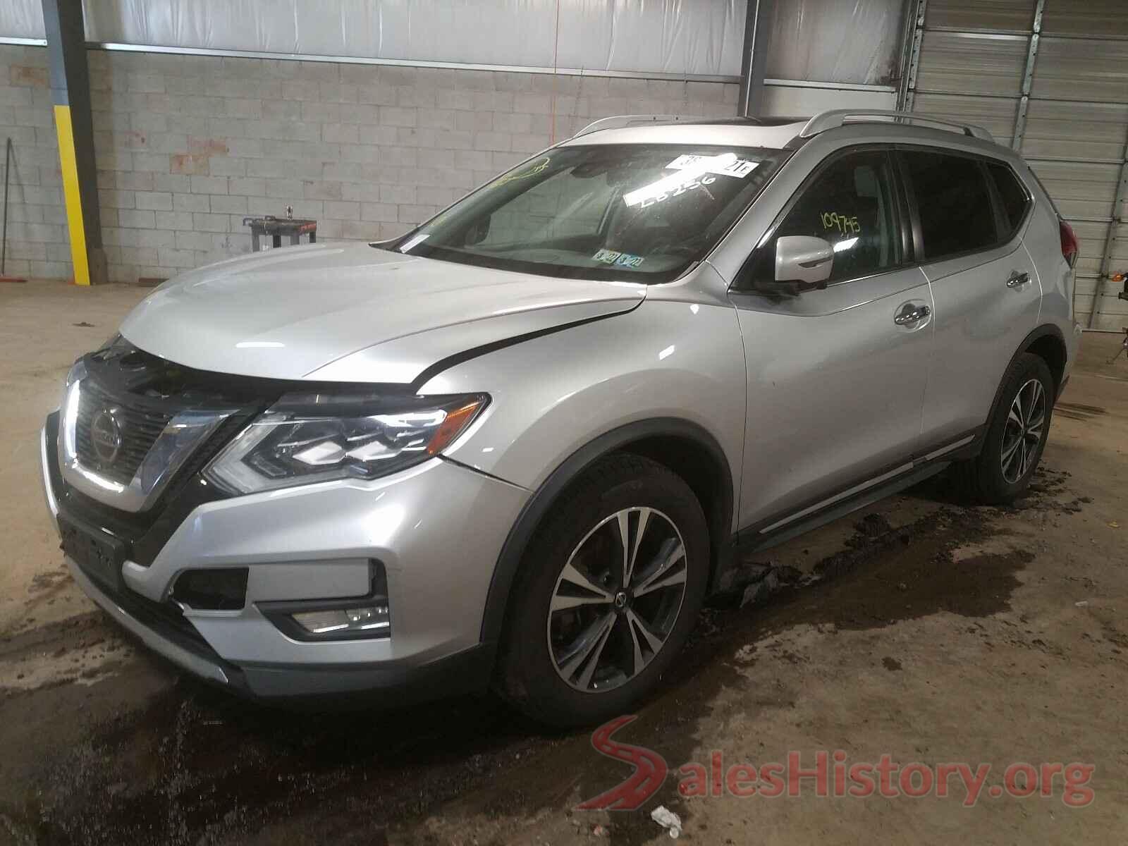 JN8AT2MV2JW309579 2018 NISSAN ROGUE