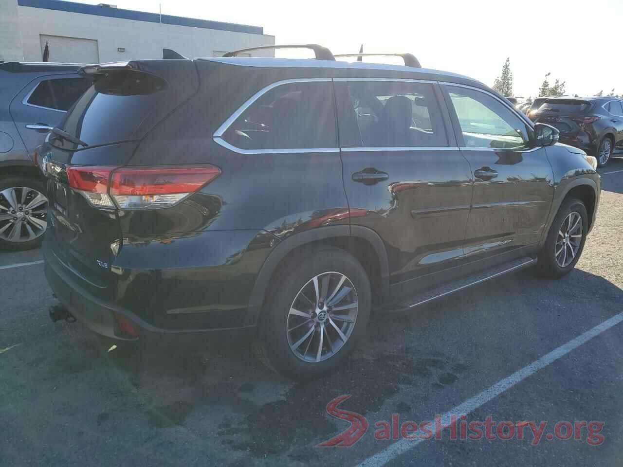 5TDKZRFHXKS343611 2019 TOYOTA HIGHLANDER