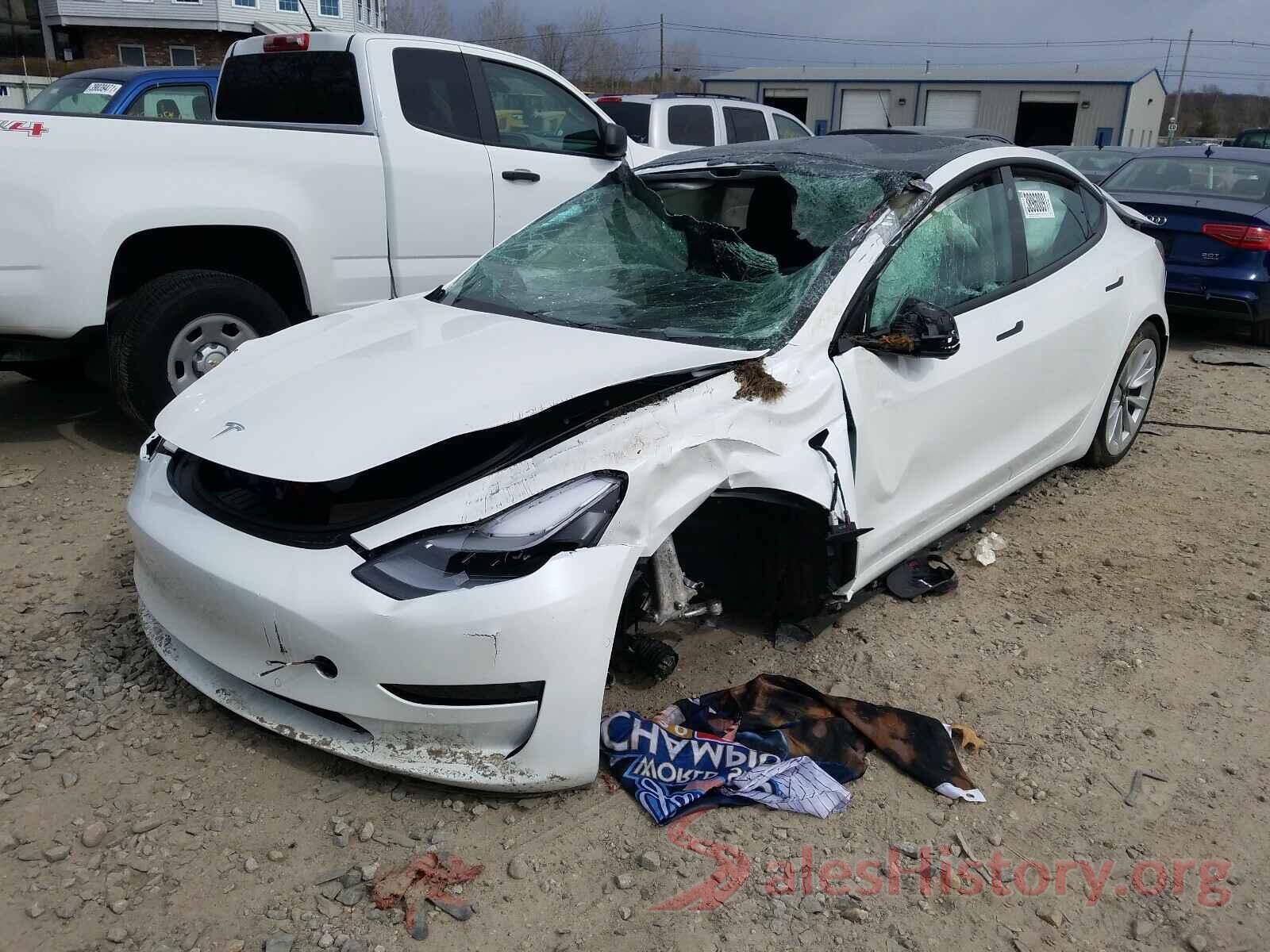 5YJ3E1EB0MF906817 2021 TESLA MODEL 3