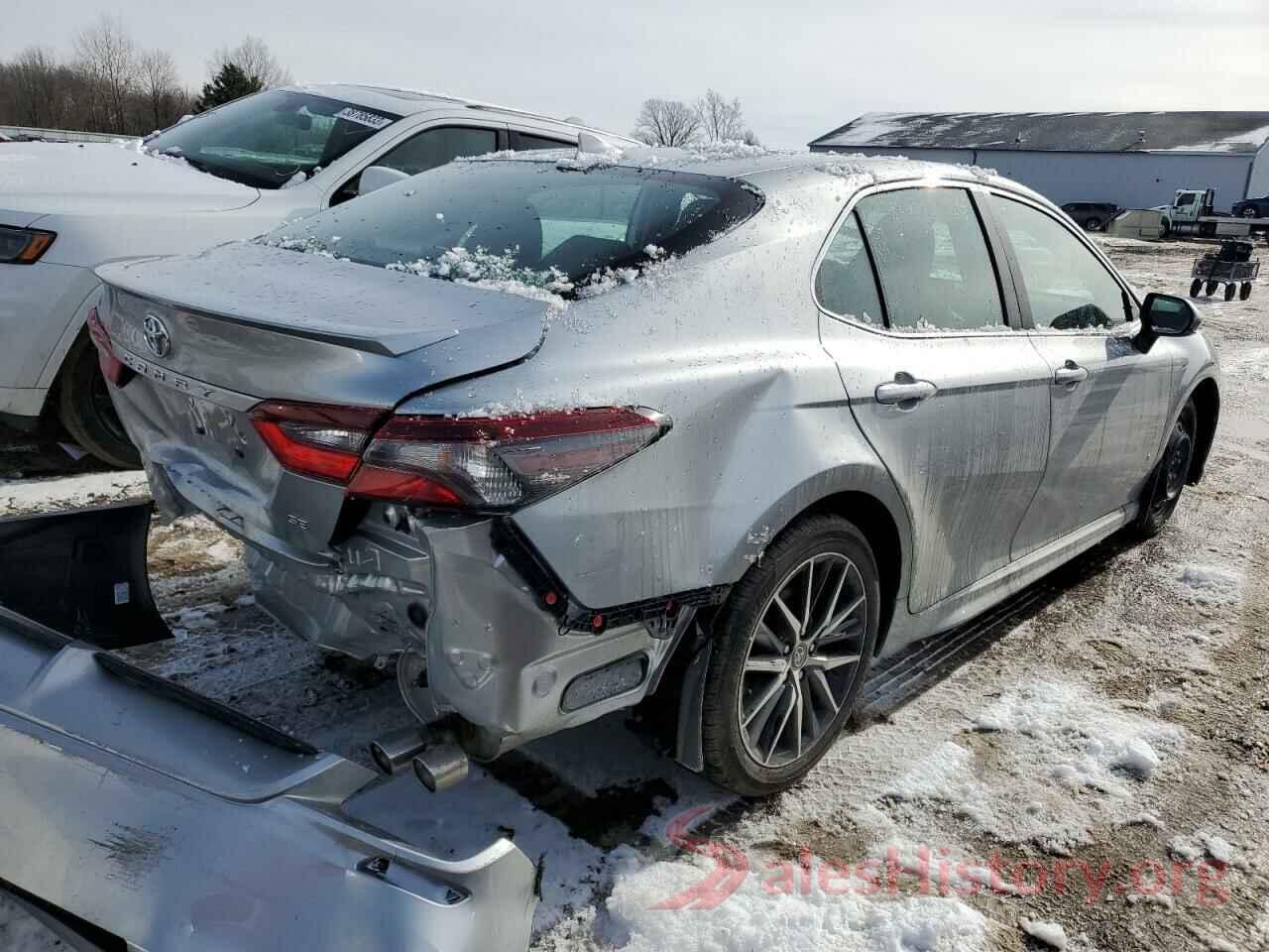 4T1G11AK7PU745621 2023 TOYOTA CAMRY