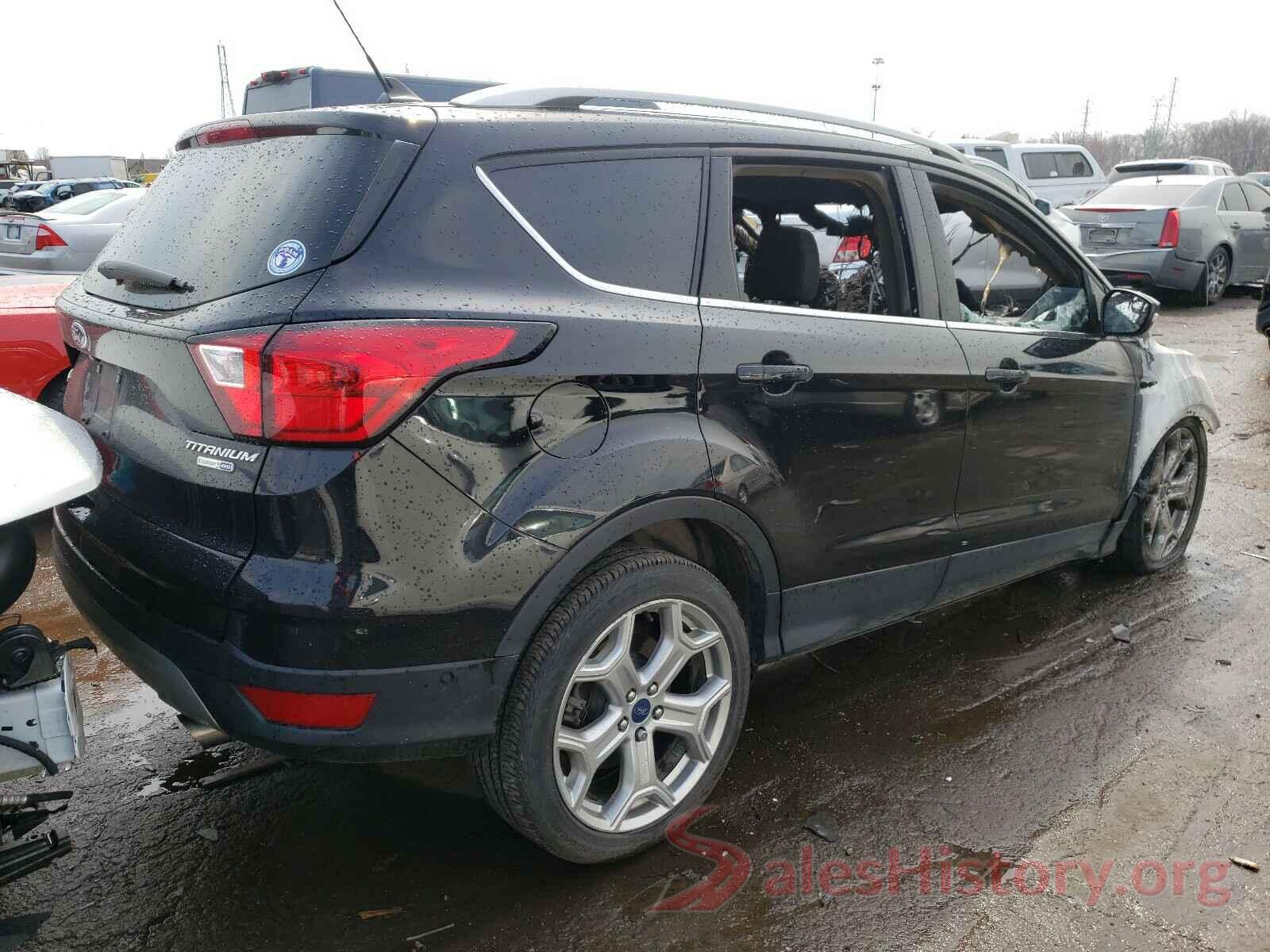 1FMCU9J95KUC50442 2019 FORD ESCAPE