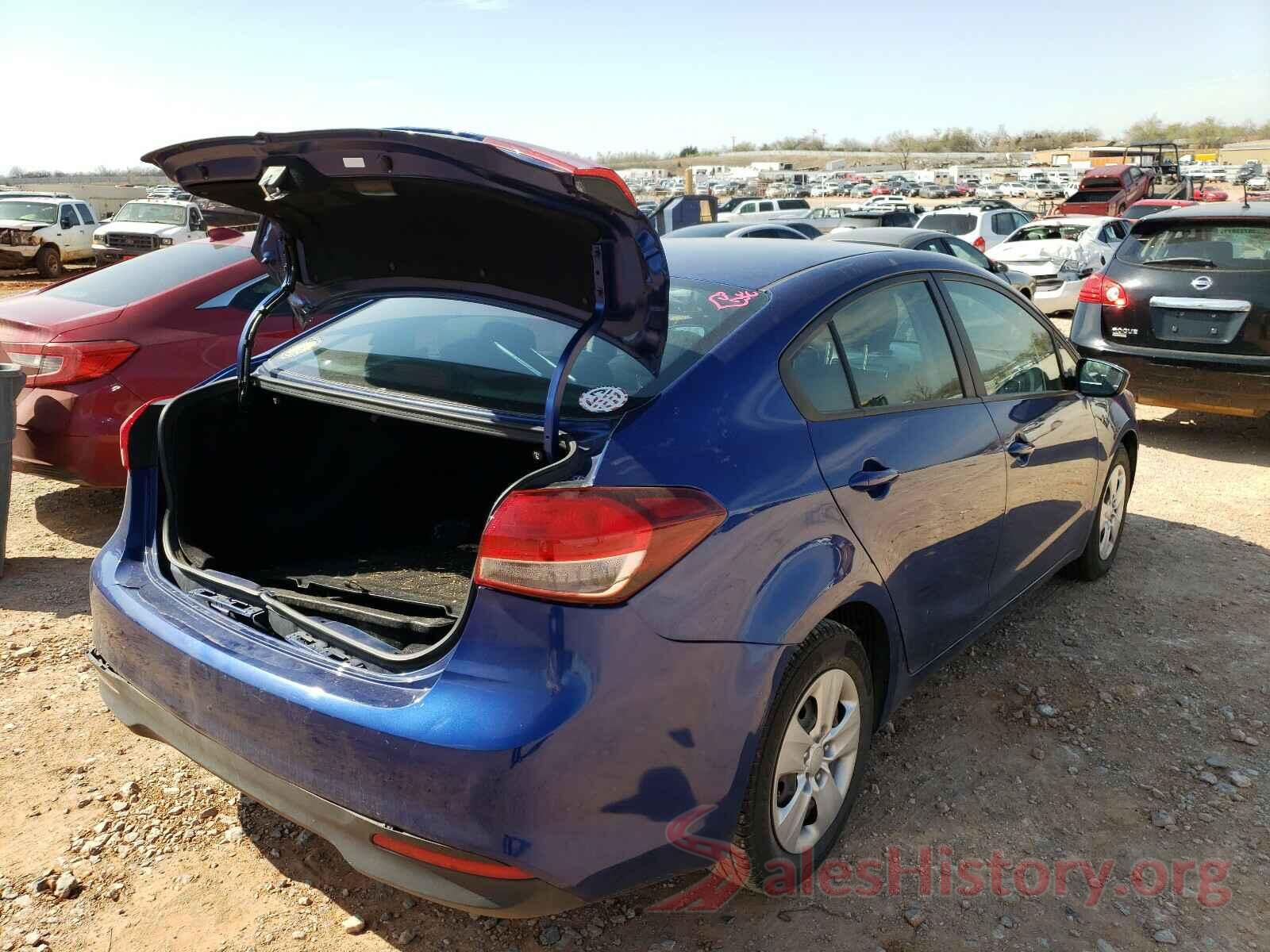 3KPFK4A71JE260004 2018 KIA FORTE