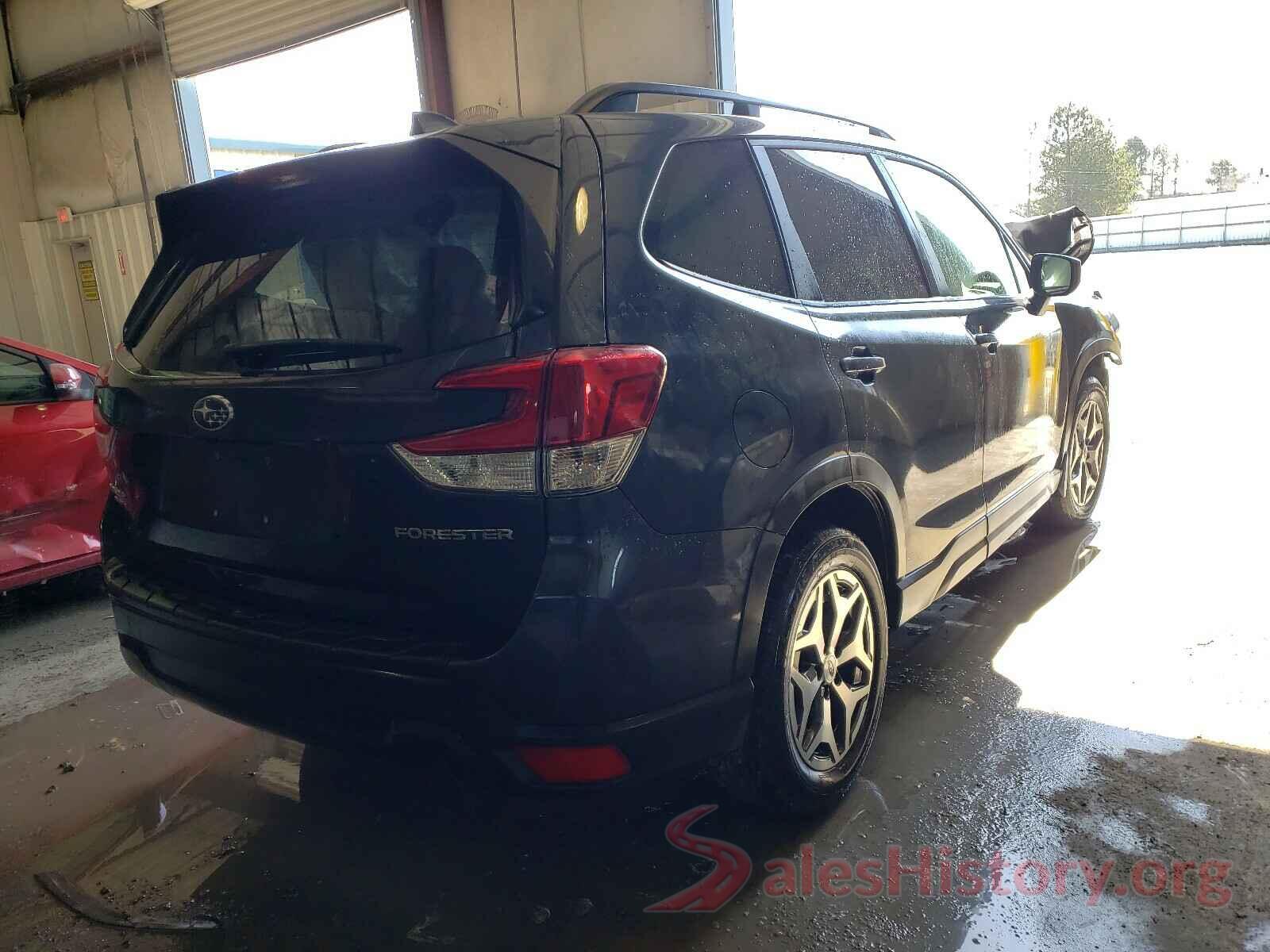 JF2SKAEC1KH477103 2019 SUBARU FORESTER