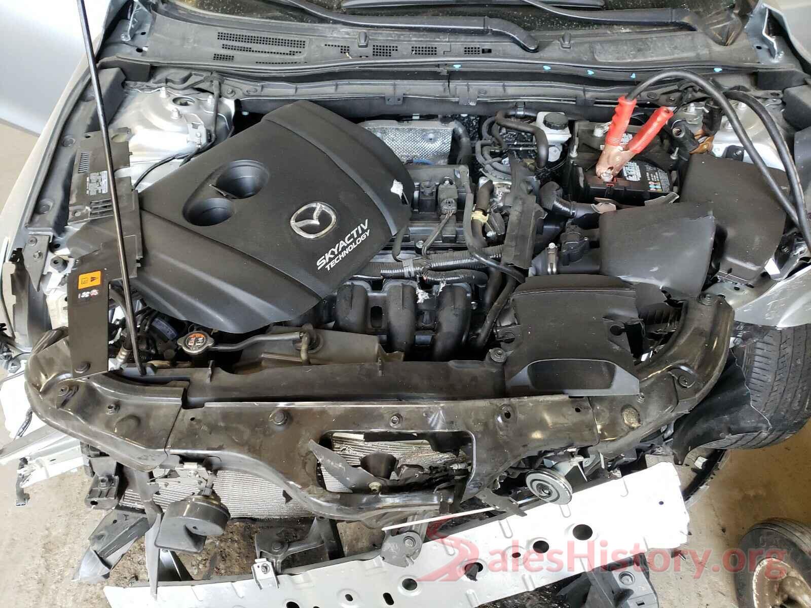 3MZBN1U7XJM217560 2018 MAZDA 3