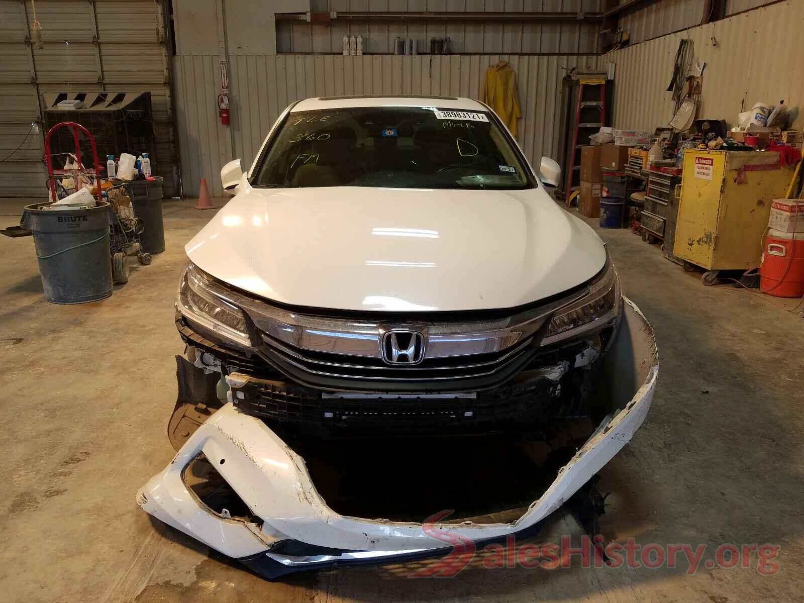 1HGCR3F9XHA004252 2017 HONDA ACCORD