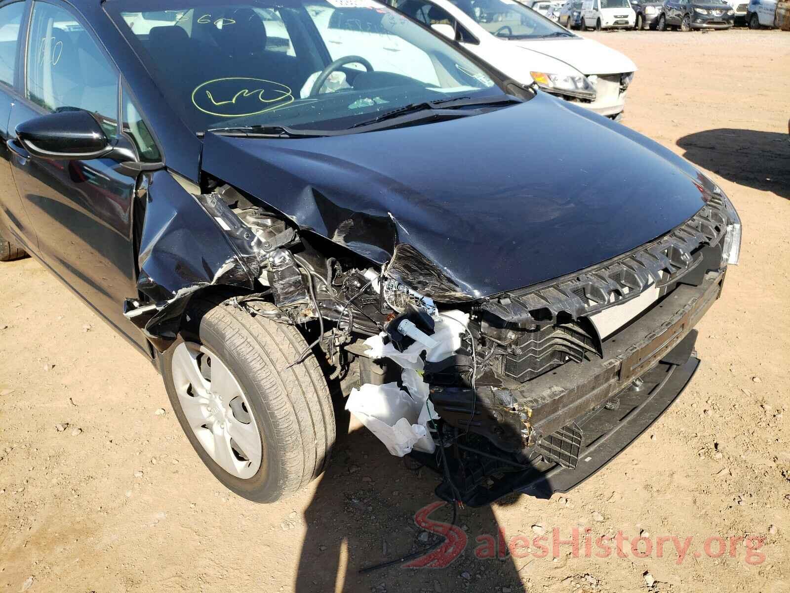 3KPFK4A77JE266793 2018 KIA FORTE