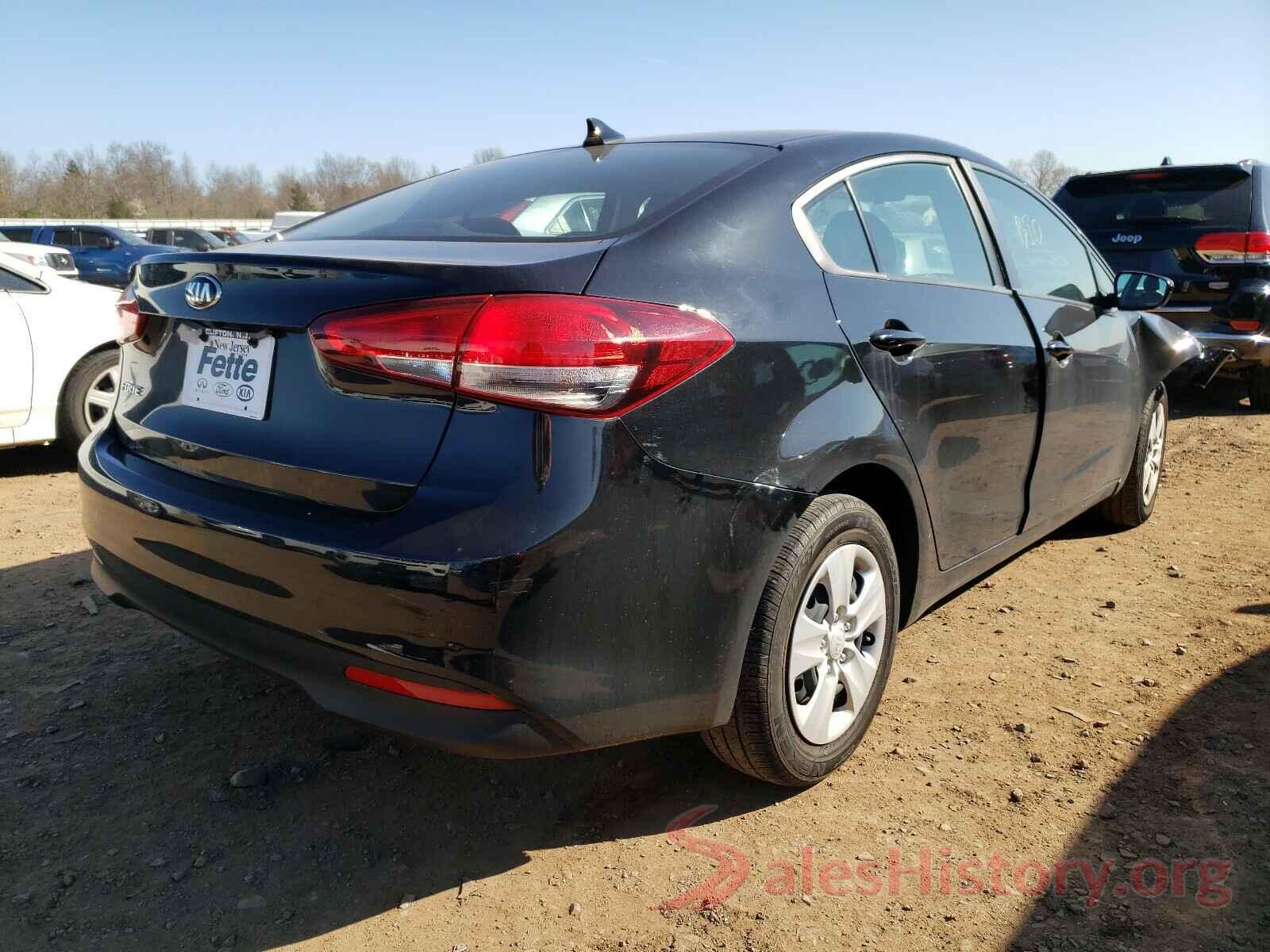 3KPFK4A77JE266793 2018 KIA FORTE