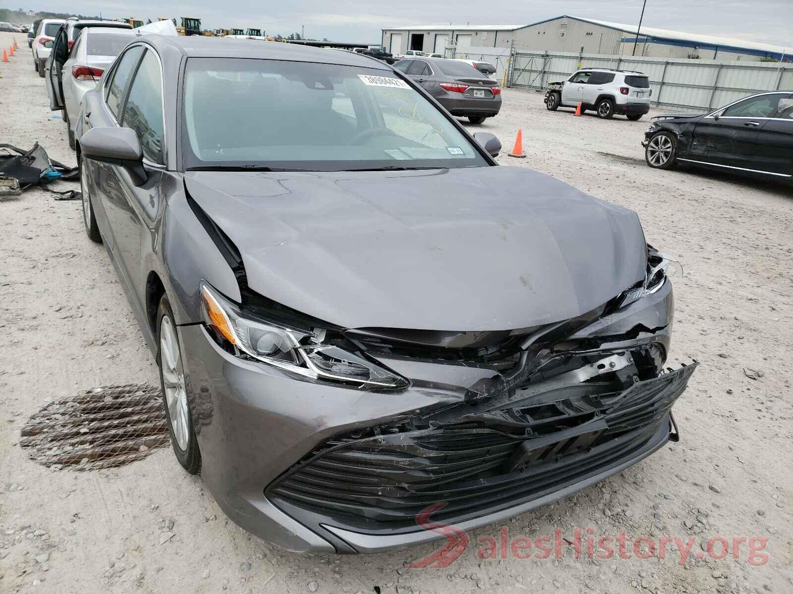 4T1B11HK5KU682320 2019 TOYOTA CAMRY