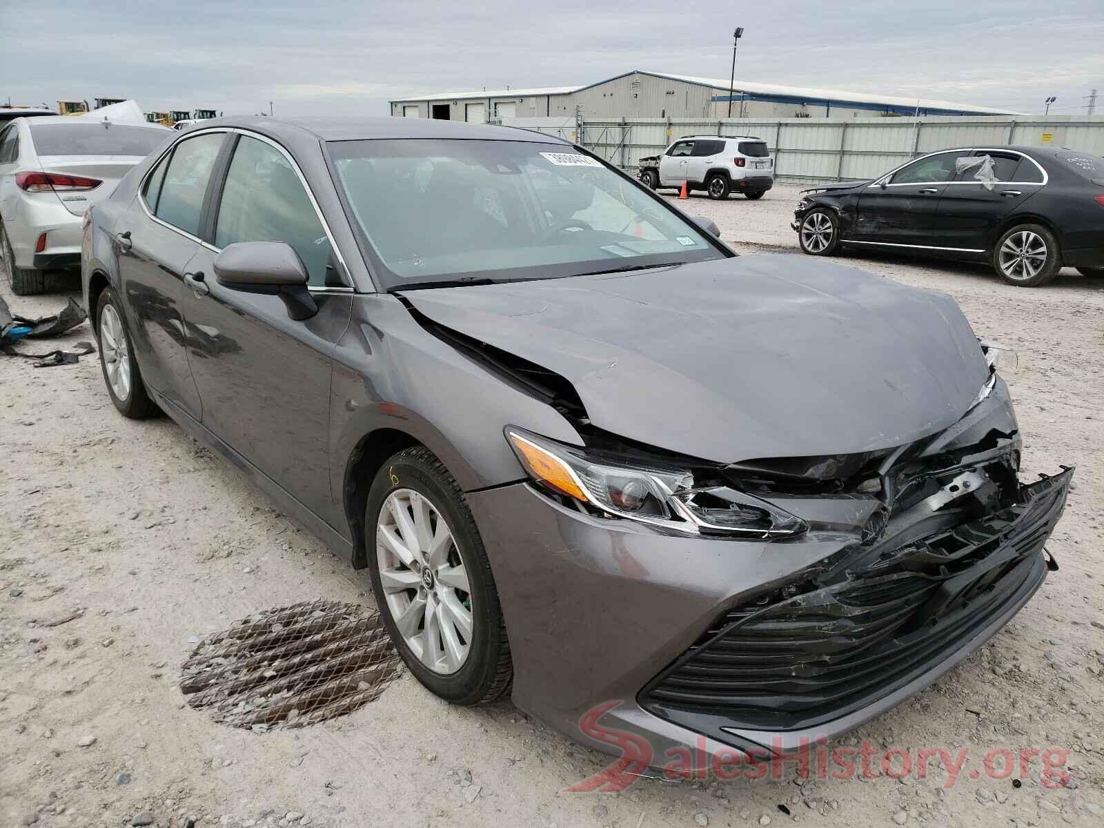 4T1B11HK5KU682320 2019 TOYOTA CAMRY