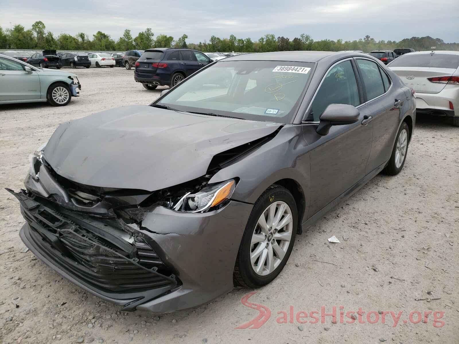 4T1B11HK5KU682320 2019 TOYOTA CAMRY