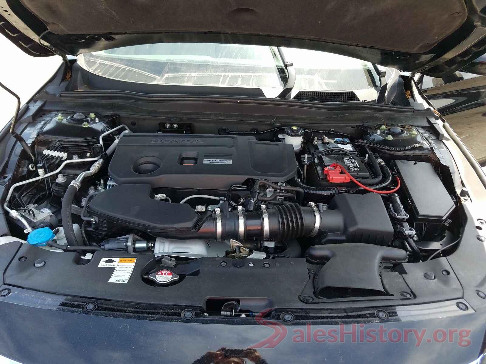 1HGCV2F51JA010577 2018 HONDA ACCORD