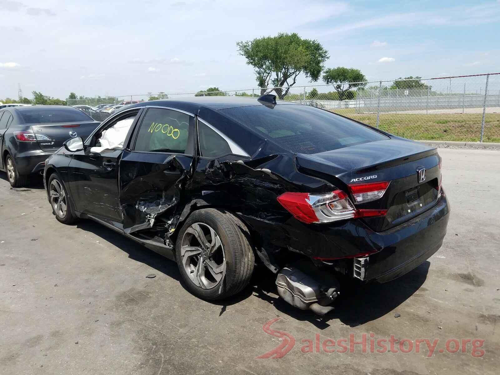 1HGCV2F51JA010577 2018 HONDA ACCORD