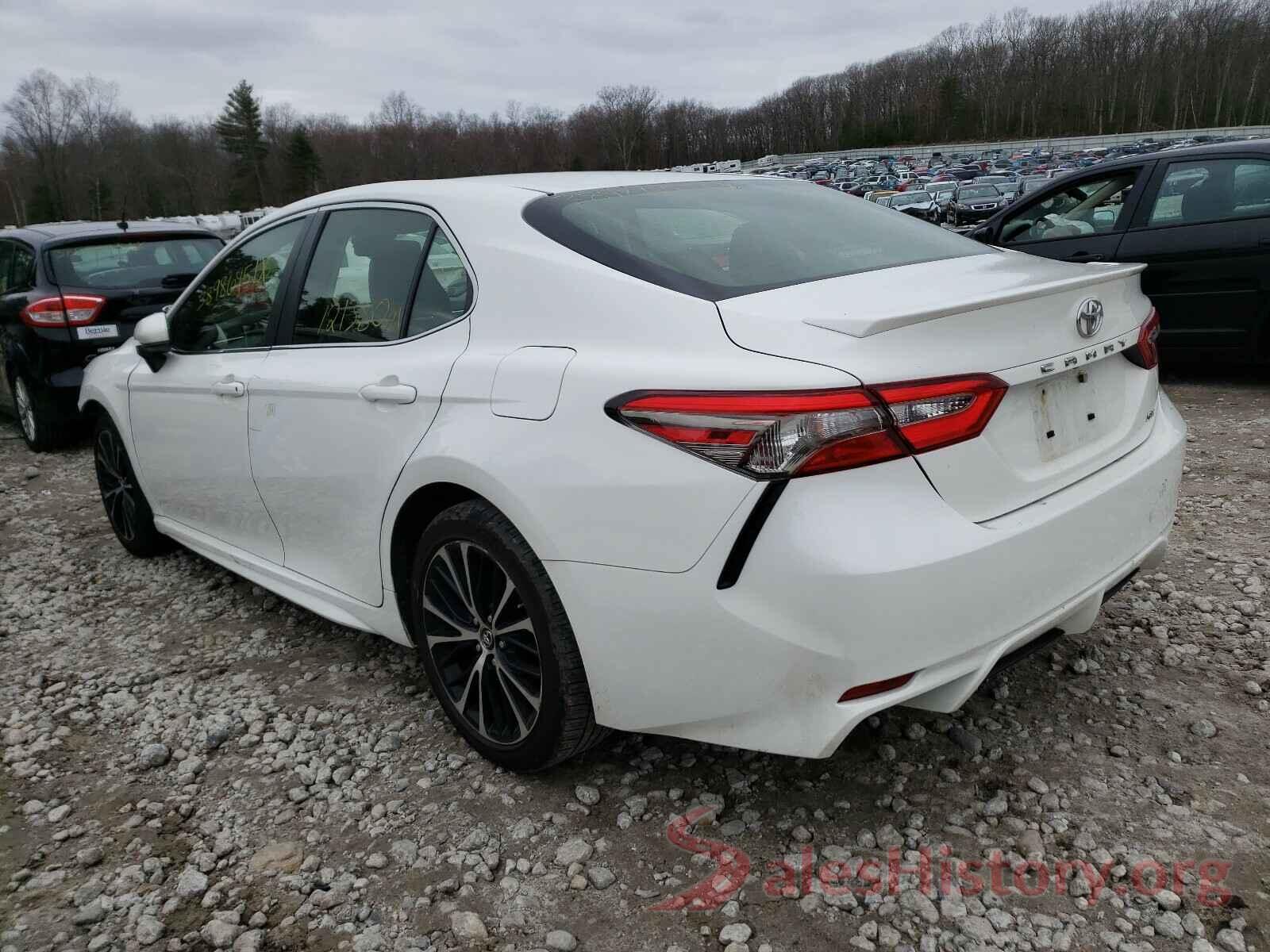 JTNB11HK9J3001676 2018 TOYOTA CAMRY