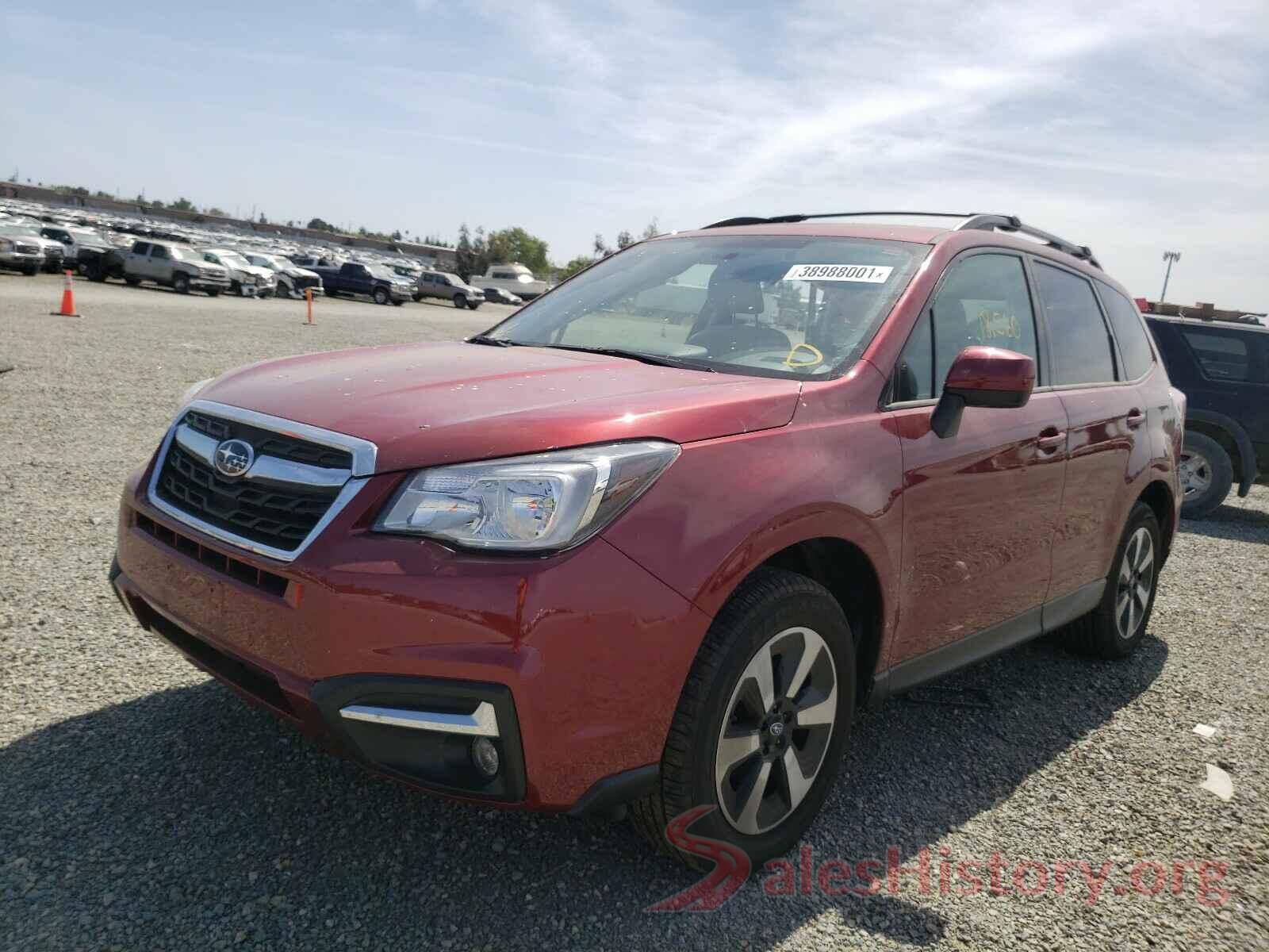 JF2SJAGC0JH531215 2018 SUBARU FORESTER