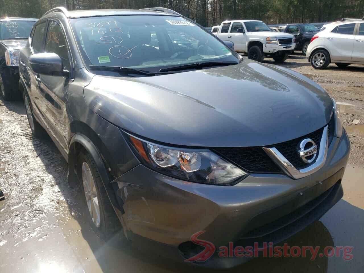 JN1BJ1CR6JW201764 2018 NISSAN ROGUE