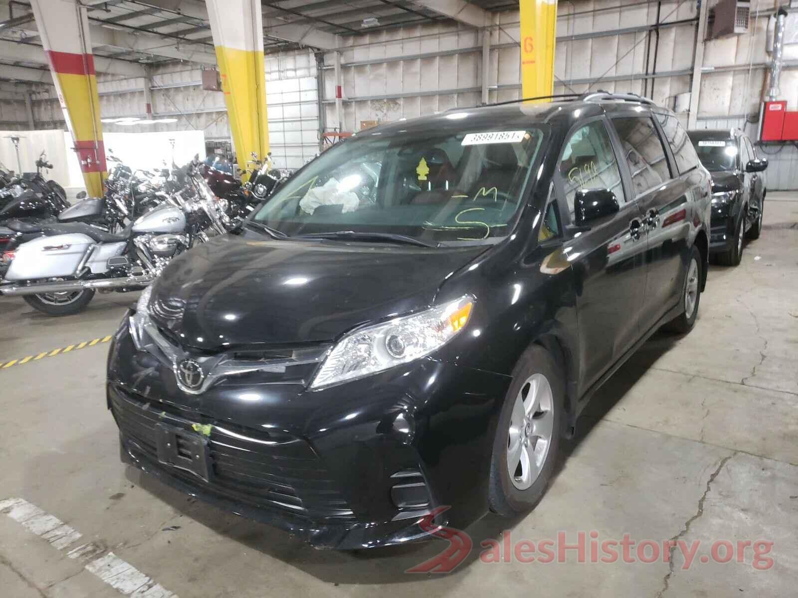 5TDKZ3DCXKS011317 2019 TOYOTA SIENNA