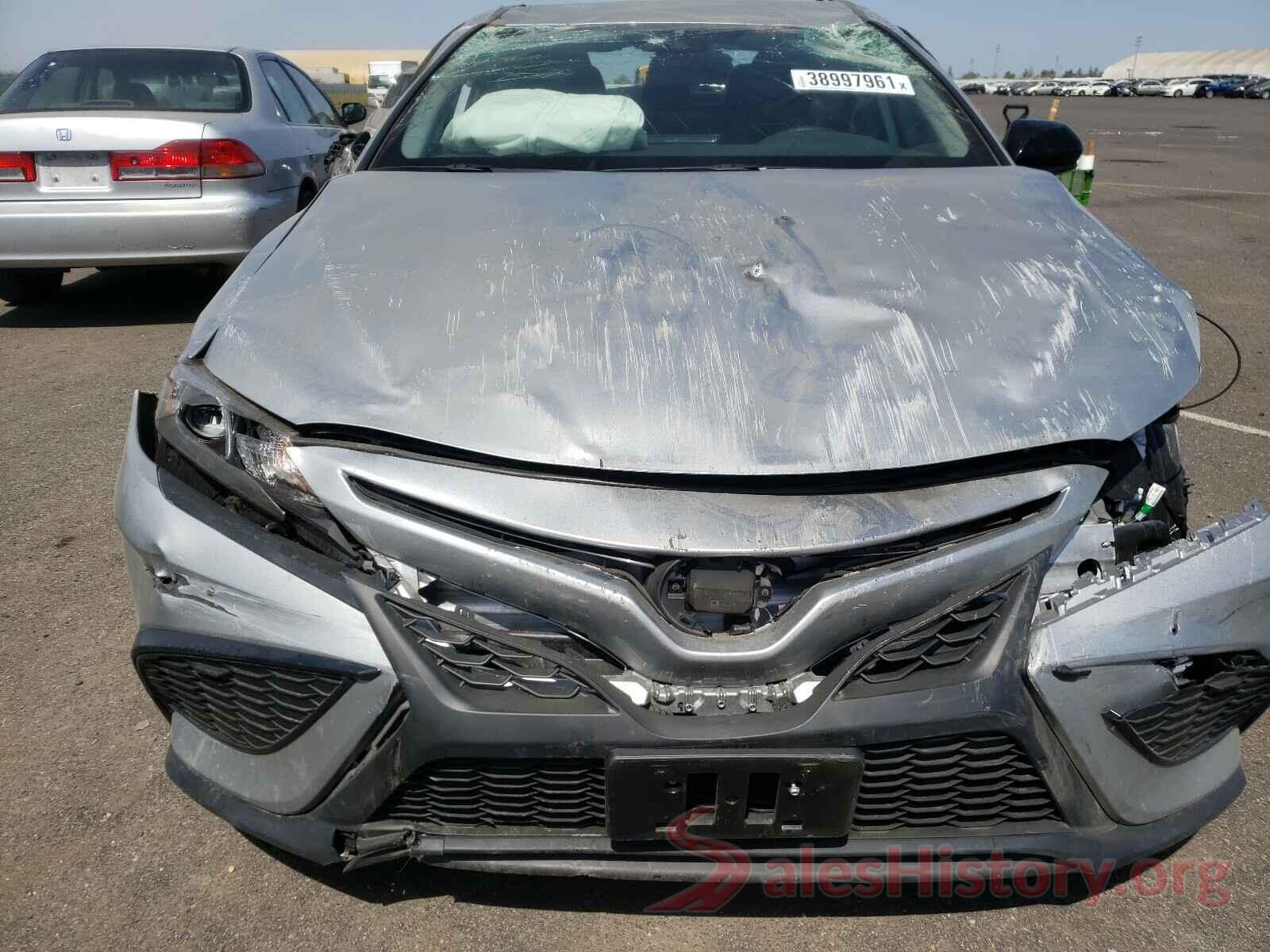 4T1G11AK5MU407016 2021 TOYOTA CAMRY