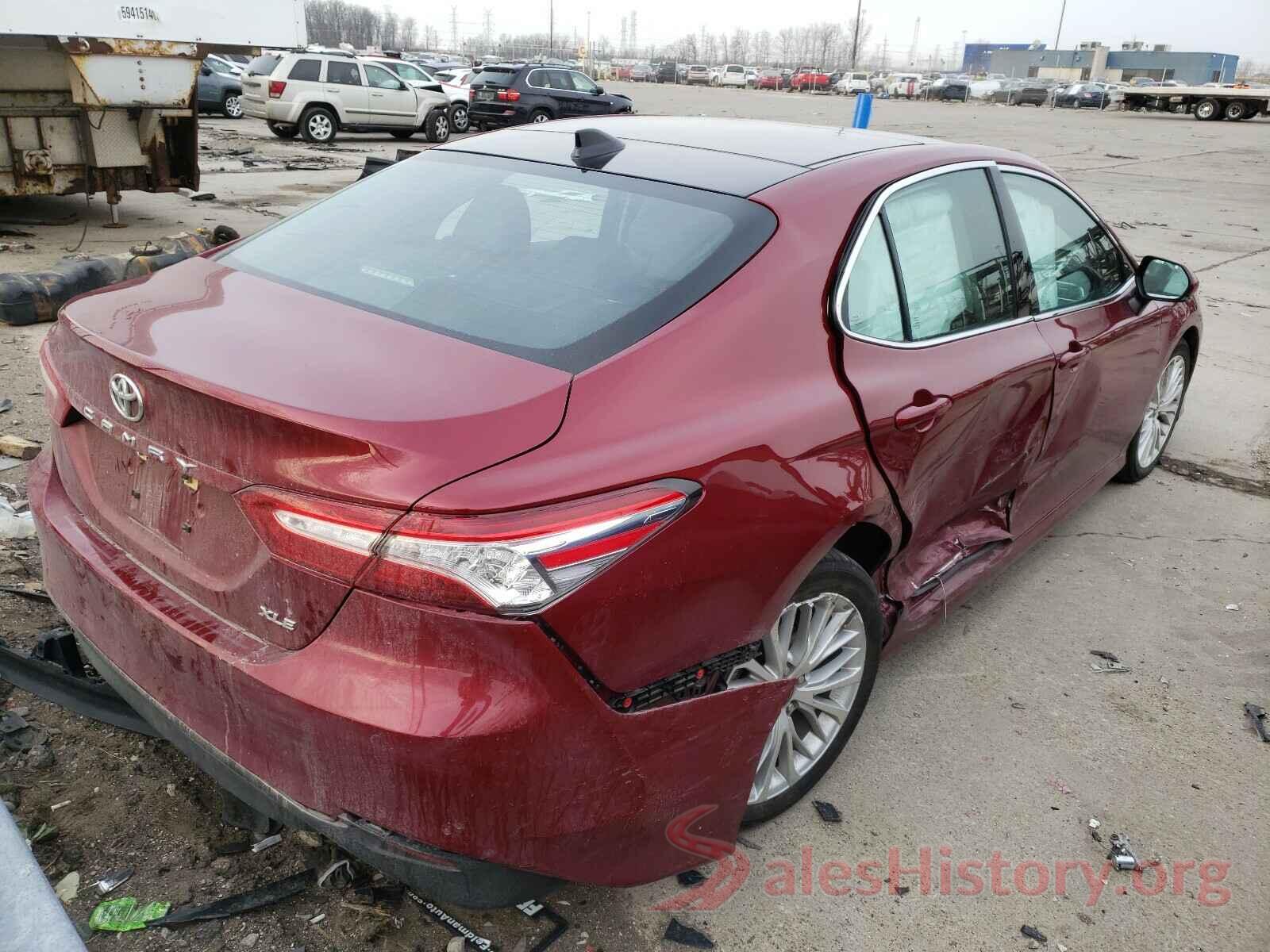 4T1B11HK6JU544669 2018 TOYOTA CAMRY