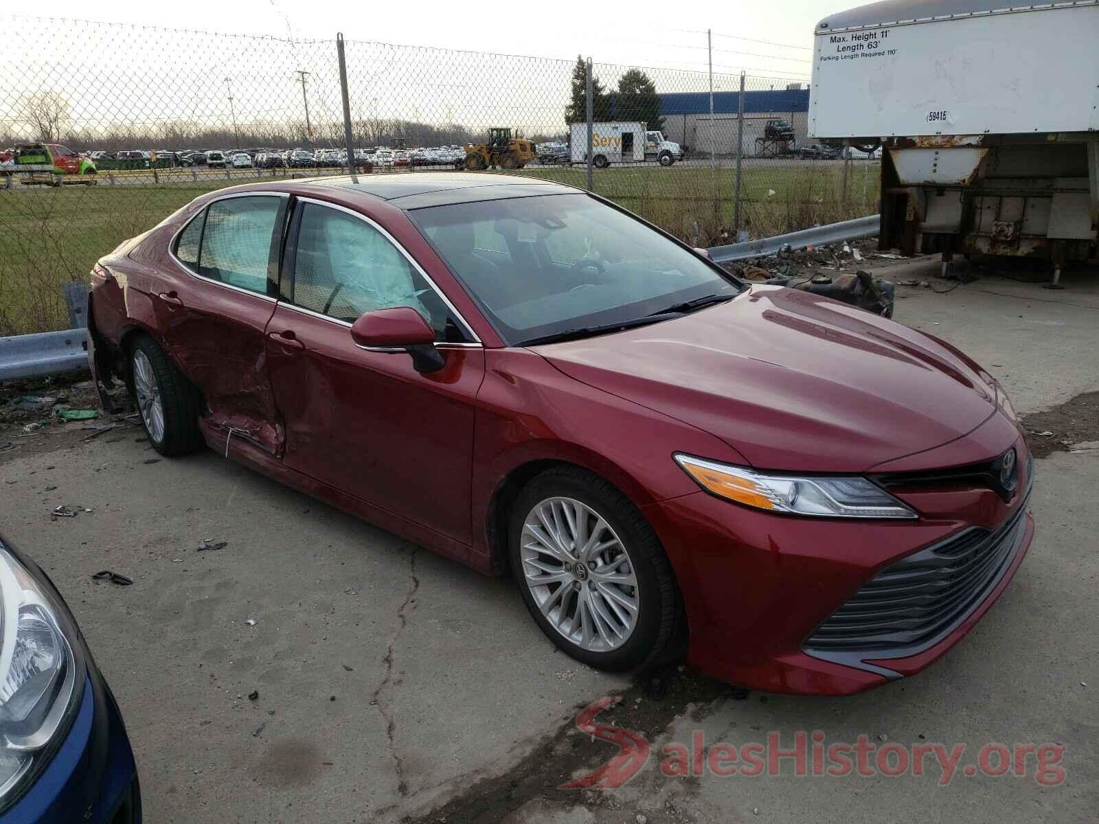 4T1B11HK6JU544669 2018 TOYOTA CAMRY