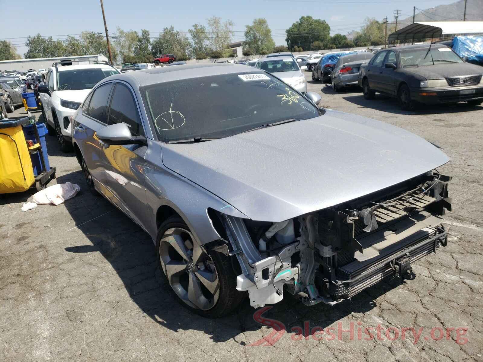 1HGCV2F92JA036740 2018 HONDA ACCORD