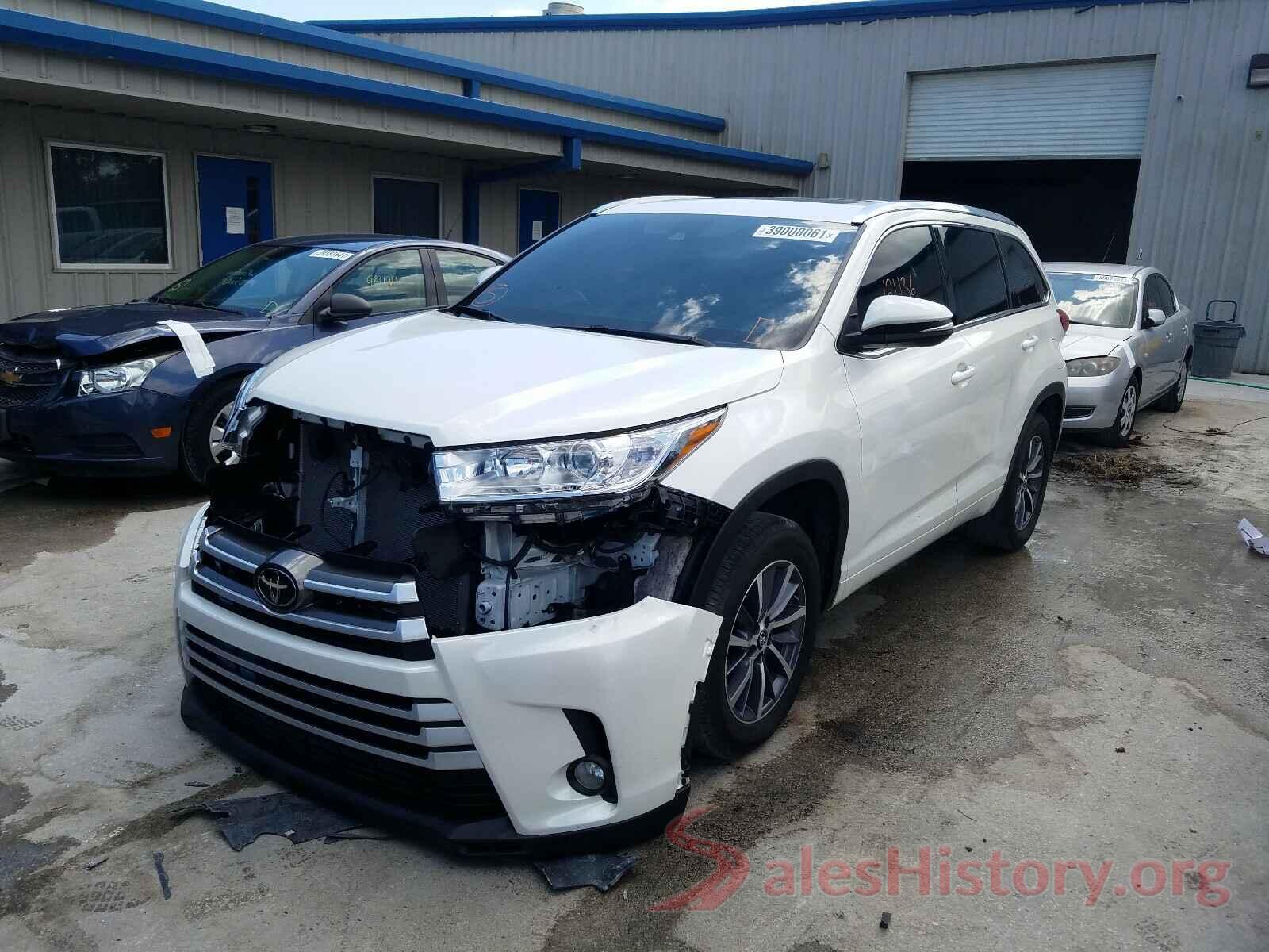 5TDKZRFH1HS512178 2017 TOYOTA HIGHLANDER