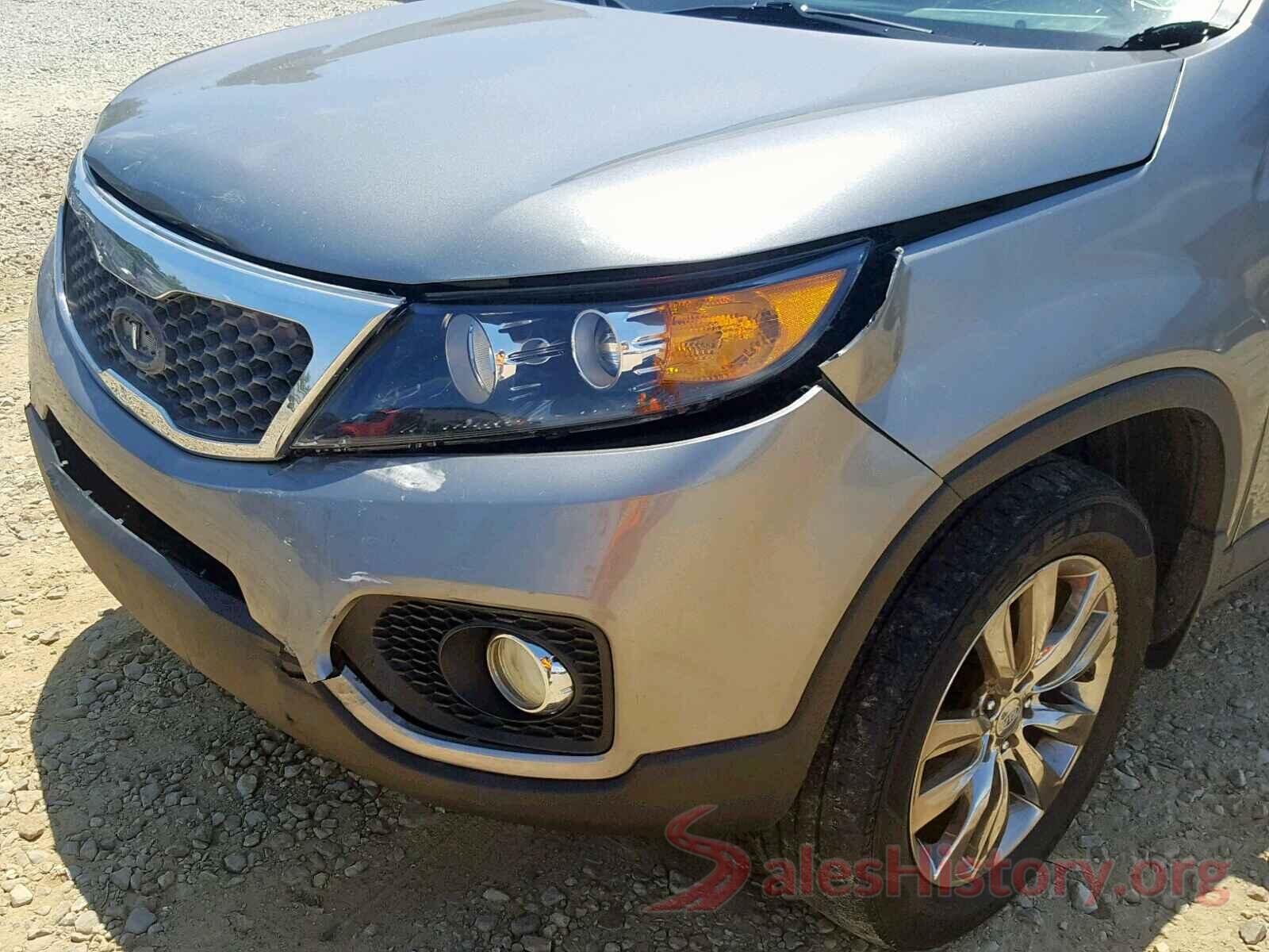 5XYKUDA2XBG090744 2011 KIA SORENTO EX