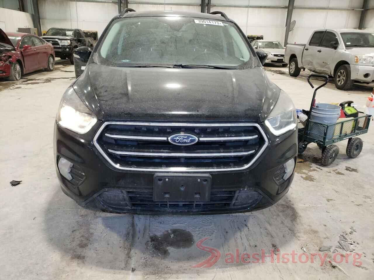 1FMCU9J91HUD41023 2017 FORD ESCAPE