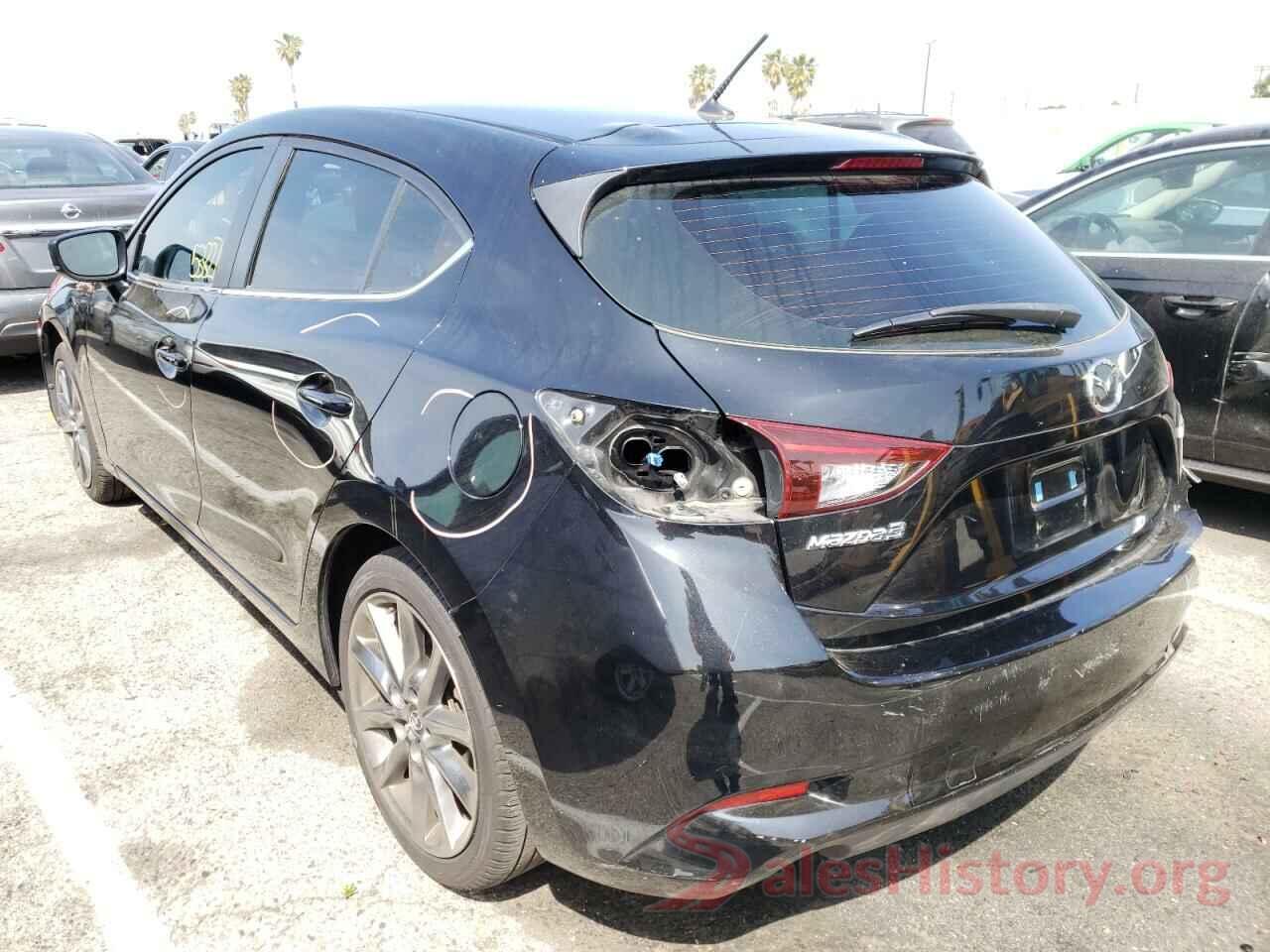 3MZBN1L33JM188949 2018 MAZDA 3