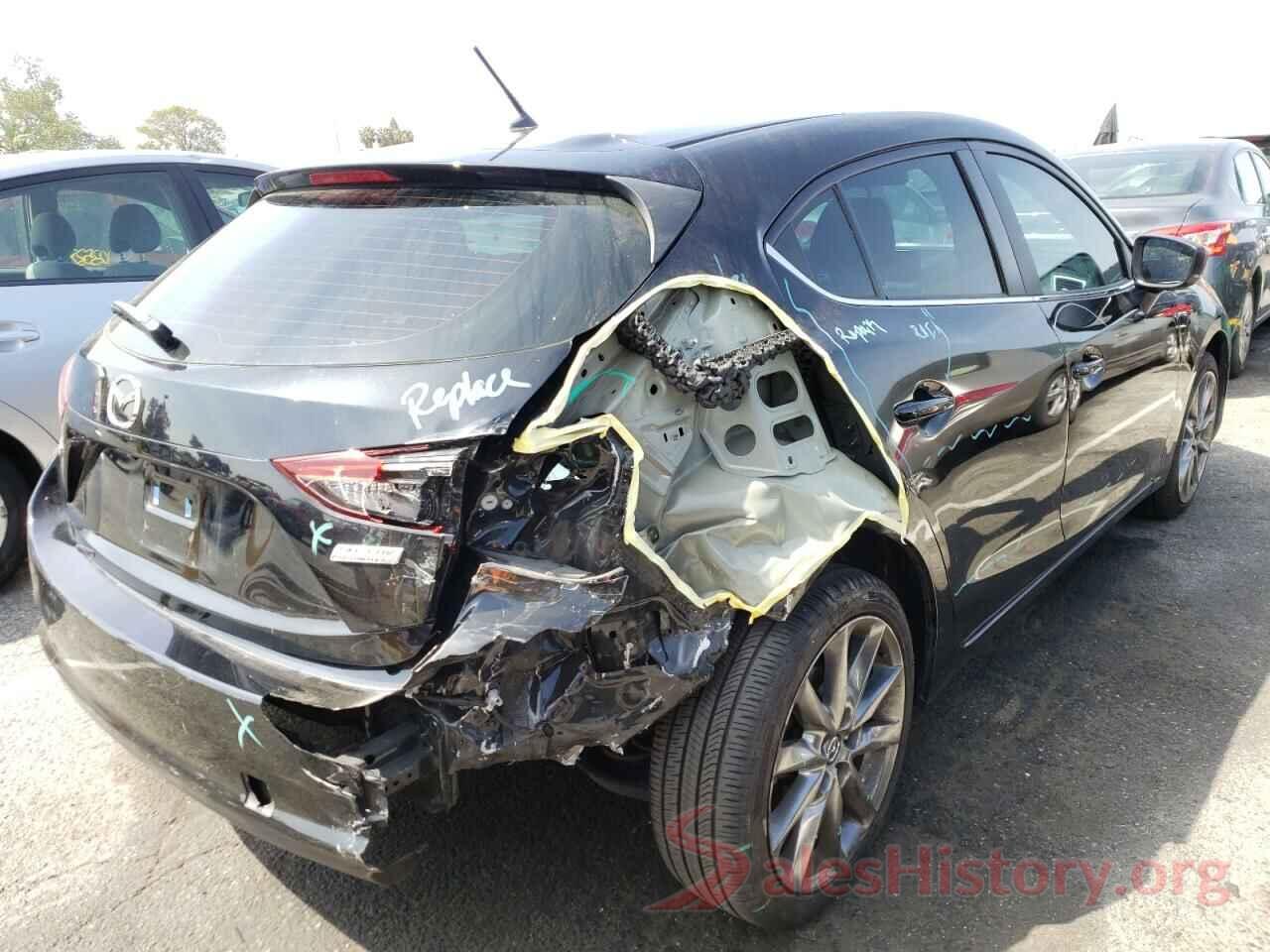 3MZBN1L33JM188949 2018 MAZDA 3