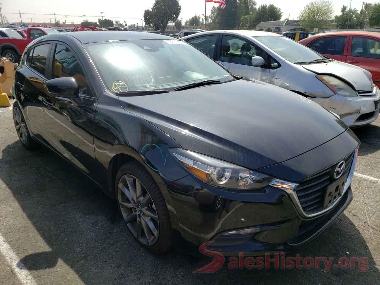 3MZBN1L33JM188949 2018 MAZDA 3