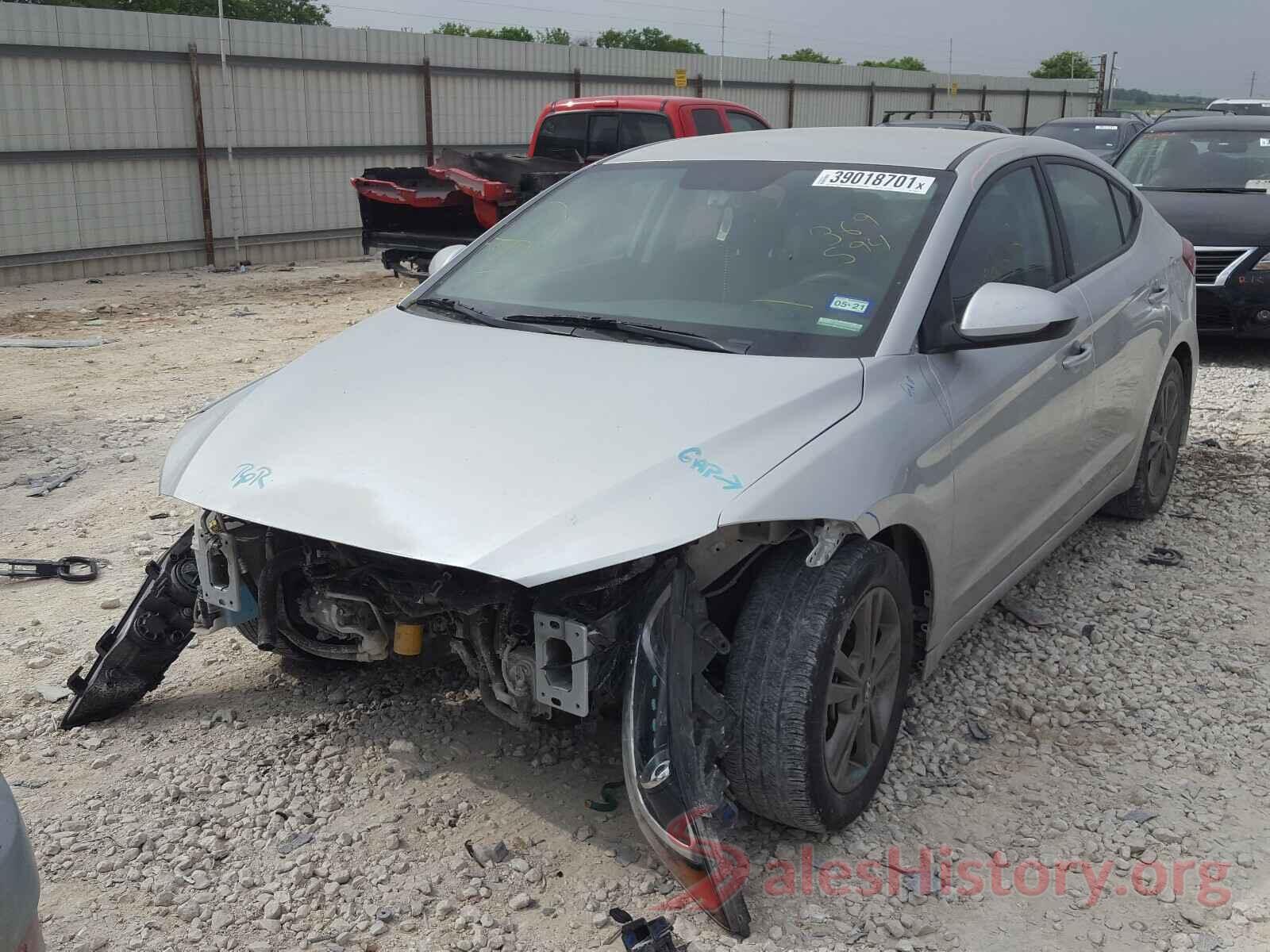 5NPD84LF4JH369594 2018 HYUNDAI ELANTRA