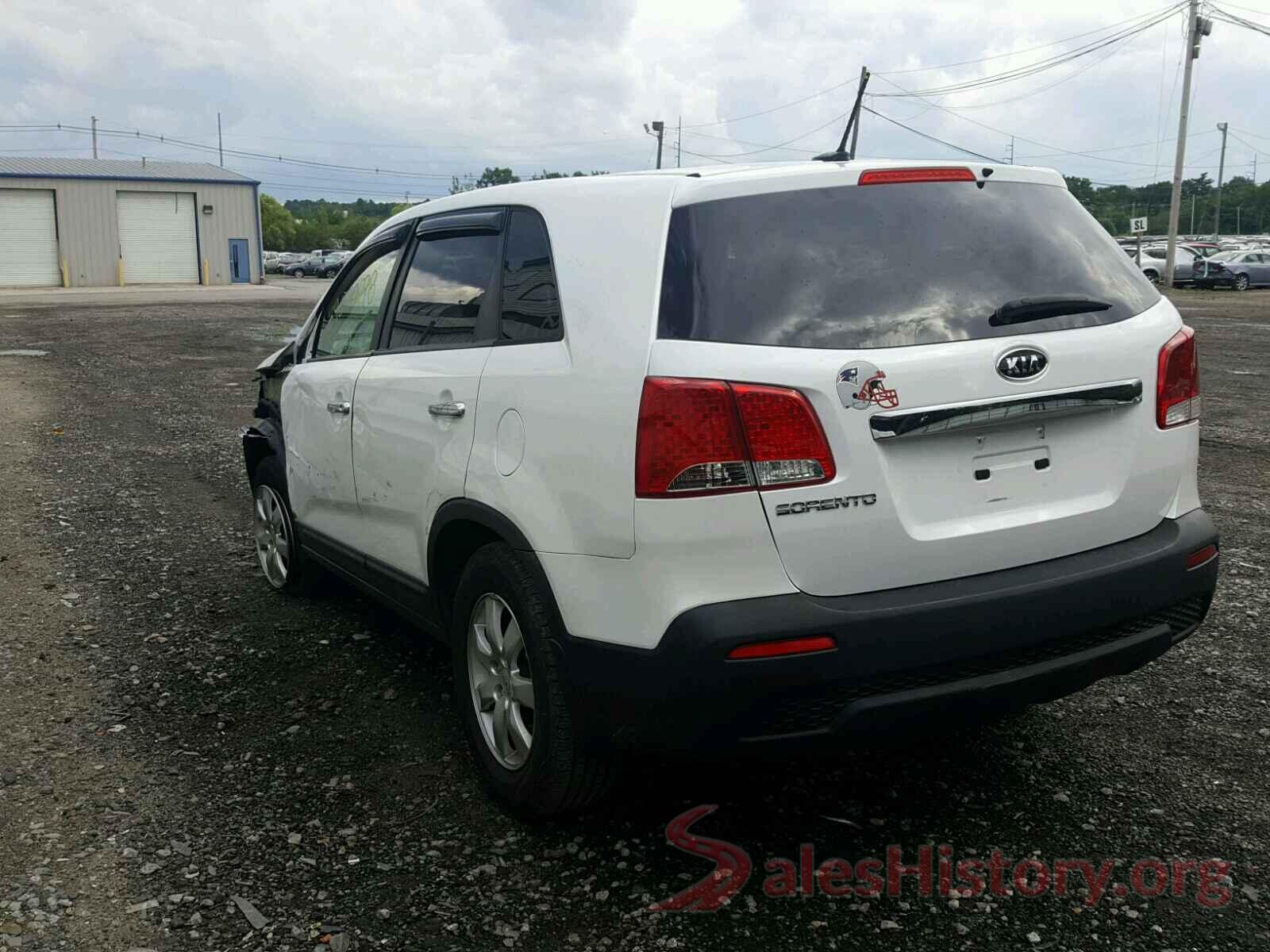 5XYKT3A18BG090424 2011 KIA SORENTO BASE