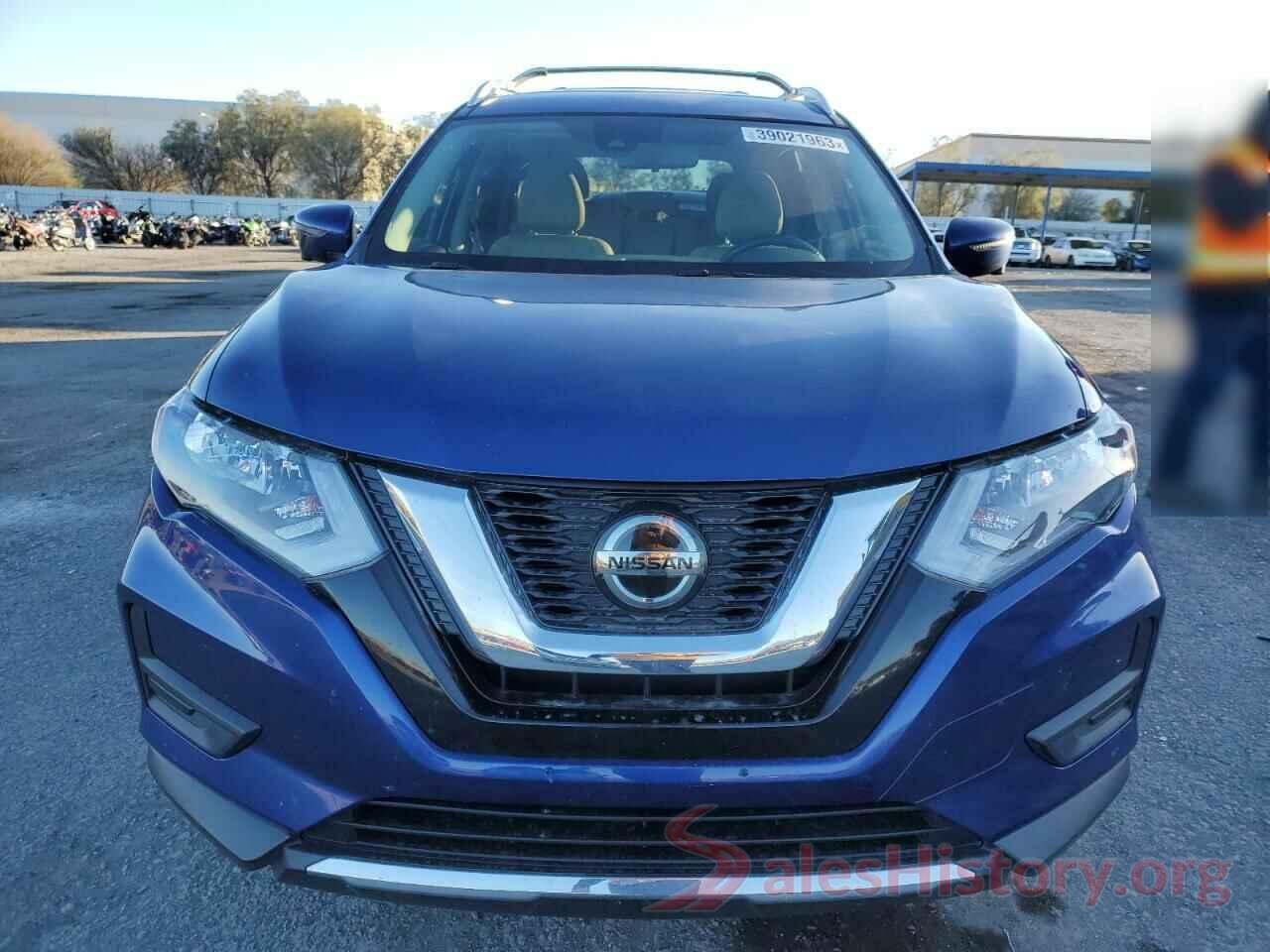 JN8AT2MT7KW268740 2019 NISSAN ROGUE