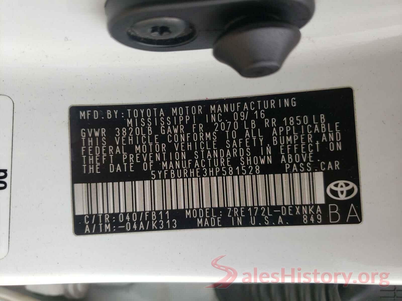 5YFBURHE3HP581528 2017 TOYOTA COROLLA