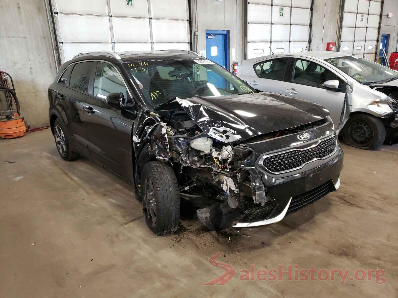 KNDCB3LC4H5064264 2017 KIA NIRO