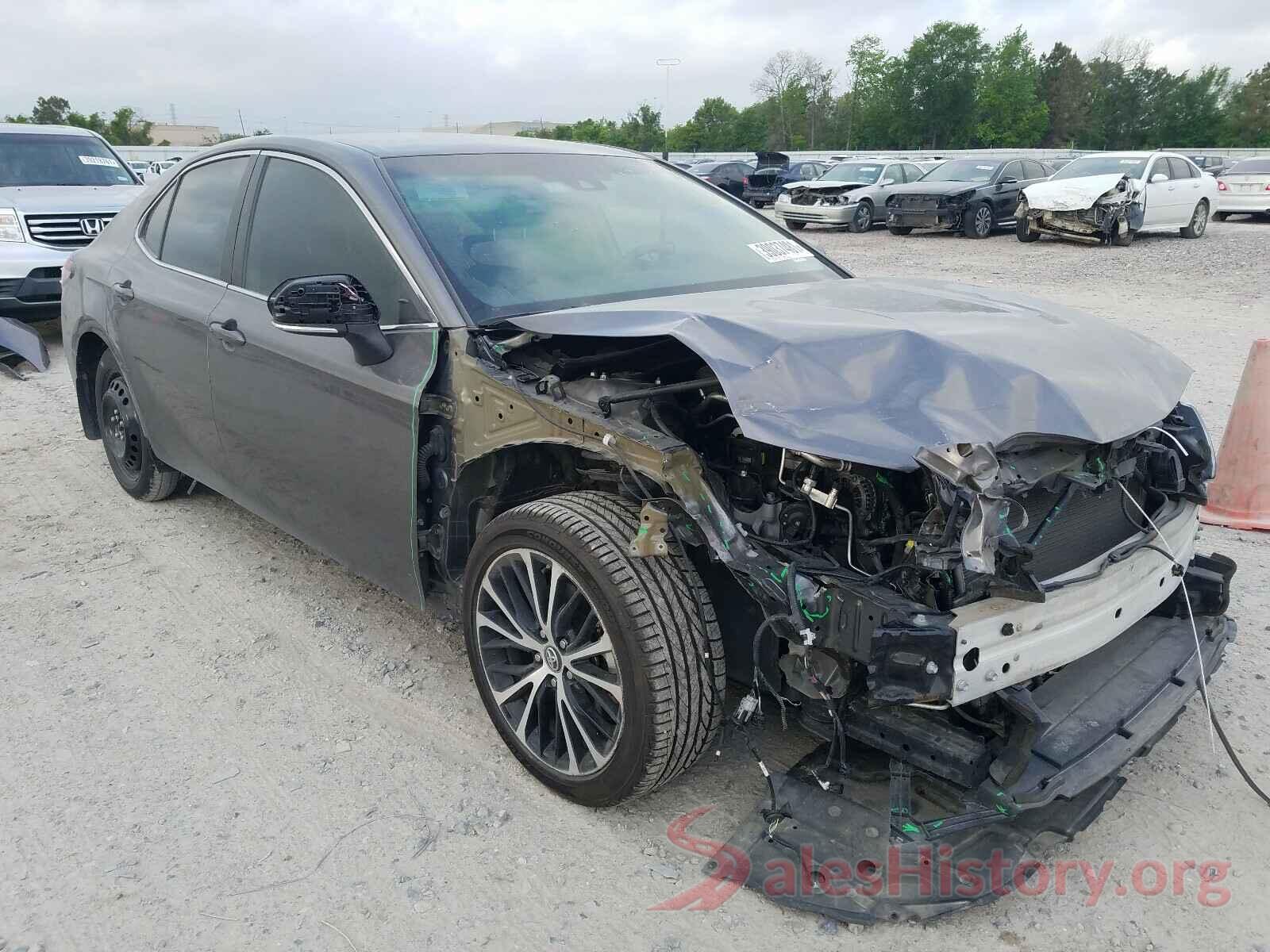 4T1B11HK4JU022428 2018 TOYOTA CAMRY