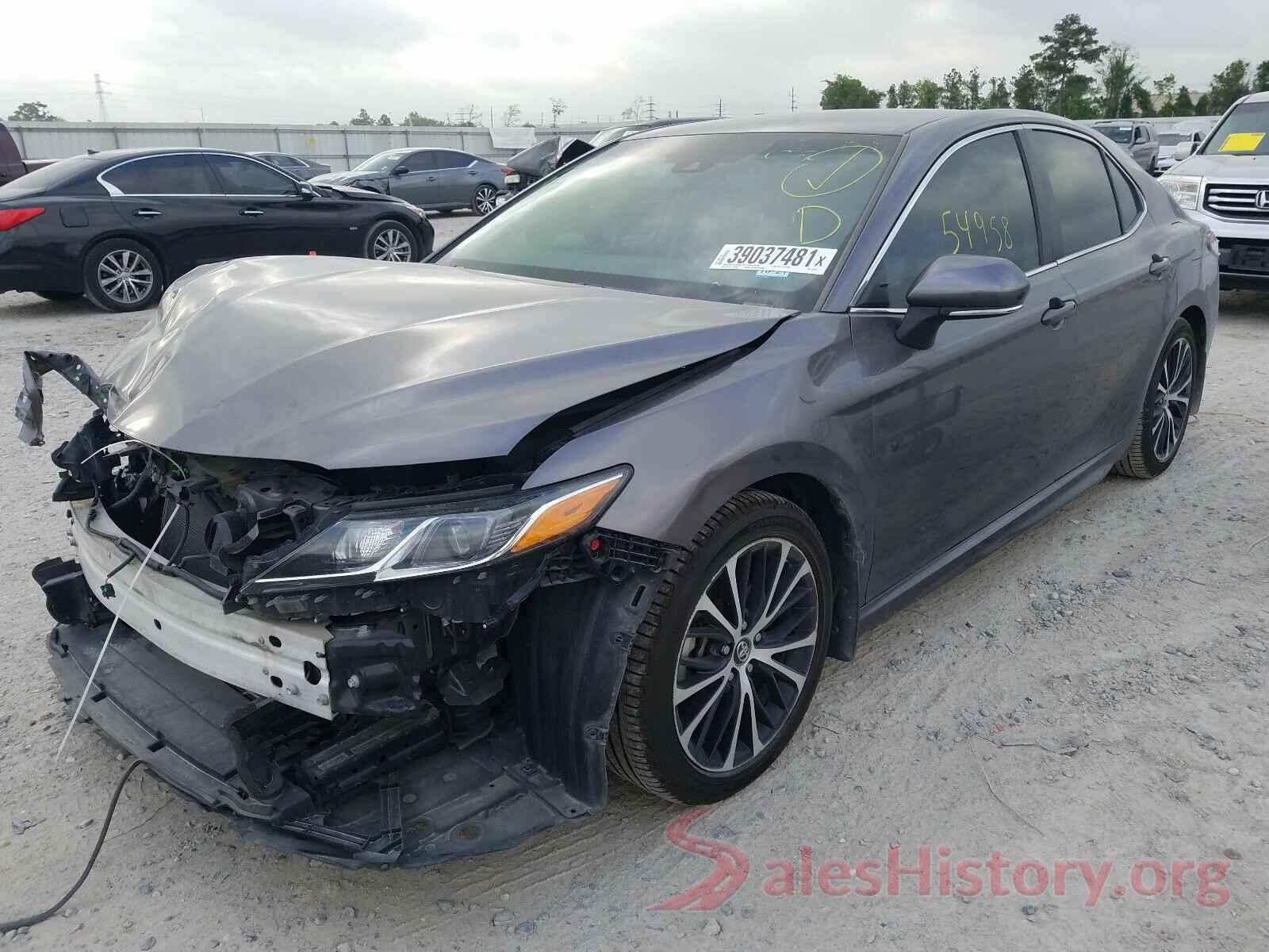 4T1B11HK4JU022428 2018 TOYOTA CAMRY