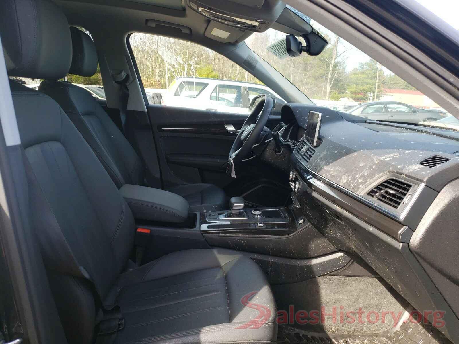 WA1CNAFY2K2016588 2019 AUDI Q5